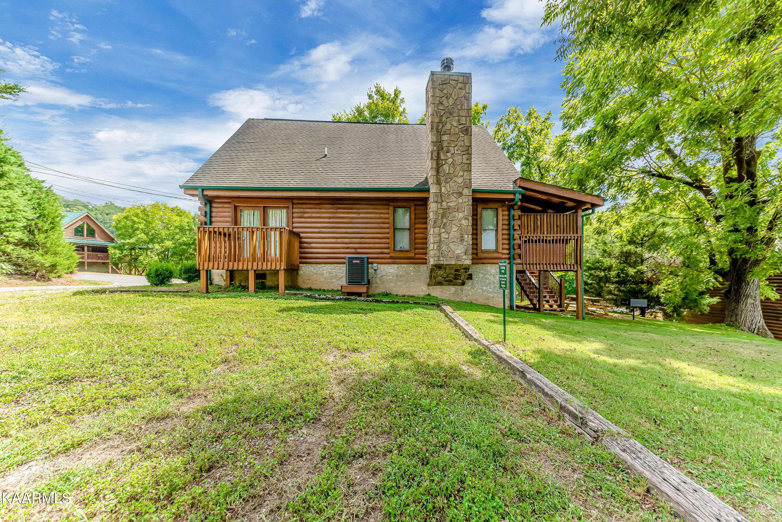 Sevierville, TN 37862,1916 Leatherwood LN