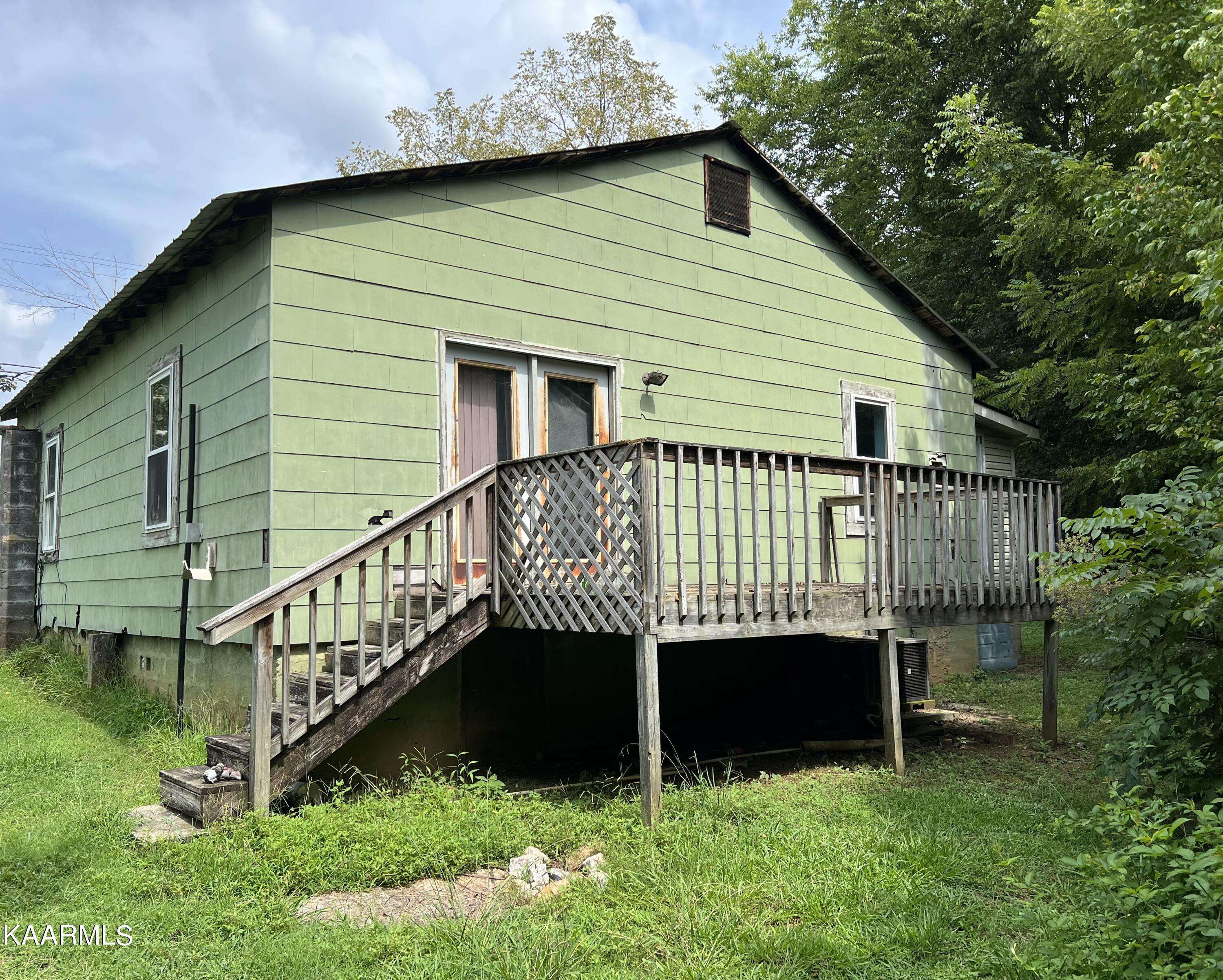 Walland, TN 37886,2843 Ellejoy Rd