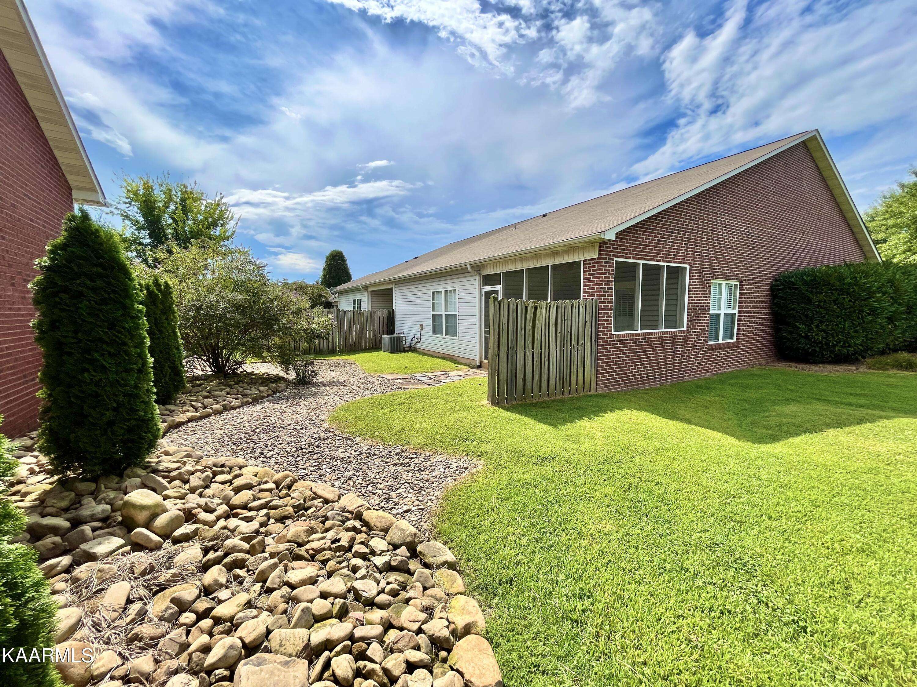 Knoxville, TN 37918,7432 Long Shot LN