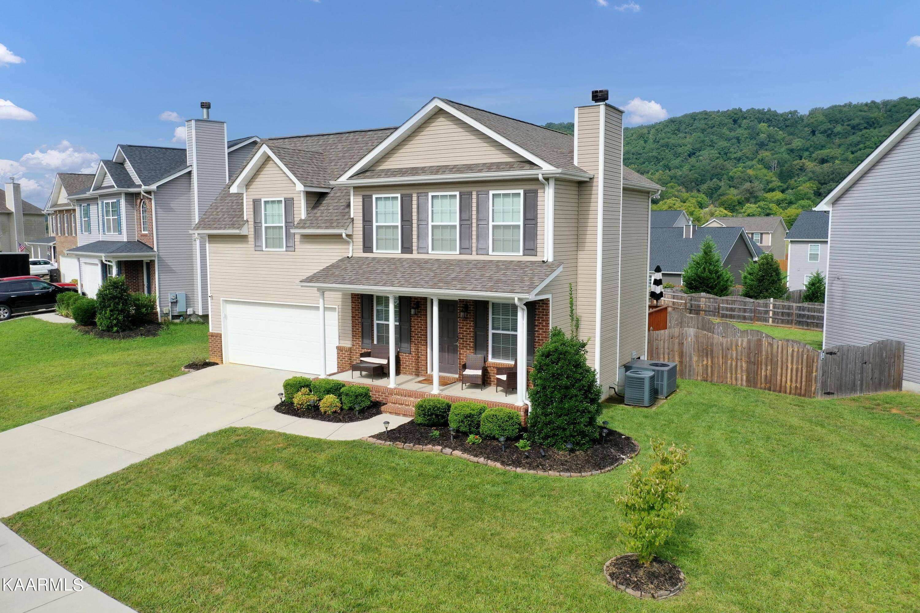 Knoxville, TN 37924,2721 Lucky Leaf LN