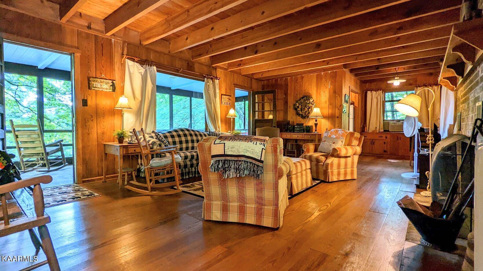 Sevierville, TN 37876,2749 East End Rd