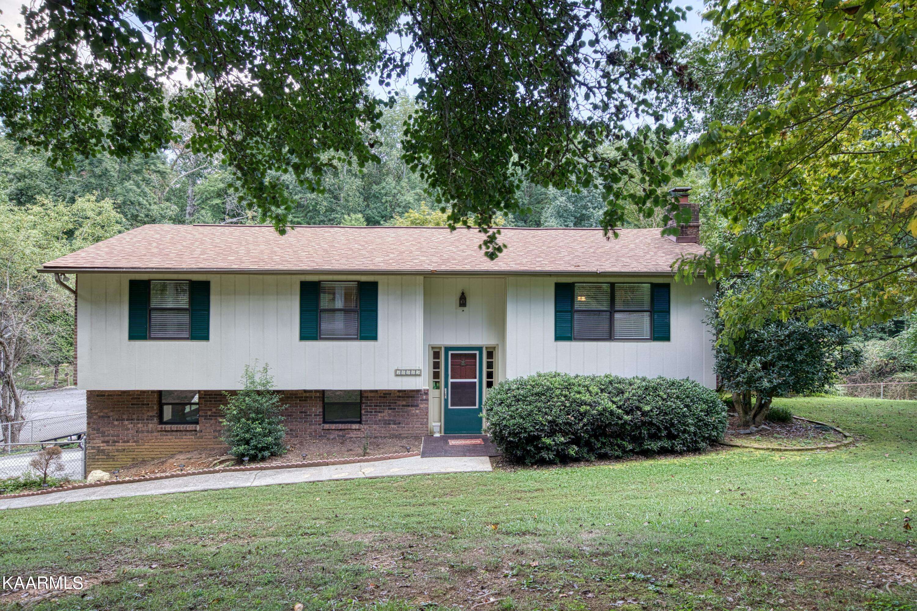 Powell, TN 37849,10005 Sugar Pine CT