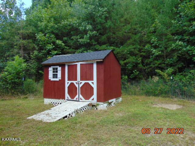 Tellico Plains, TN 37385,399 Mc Junkin Rd