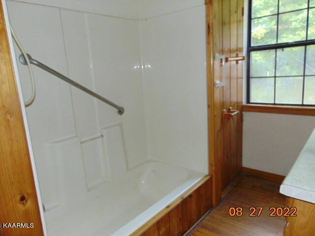 Tellico Plains, TN 37385,399 Mc Junkin Rd