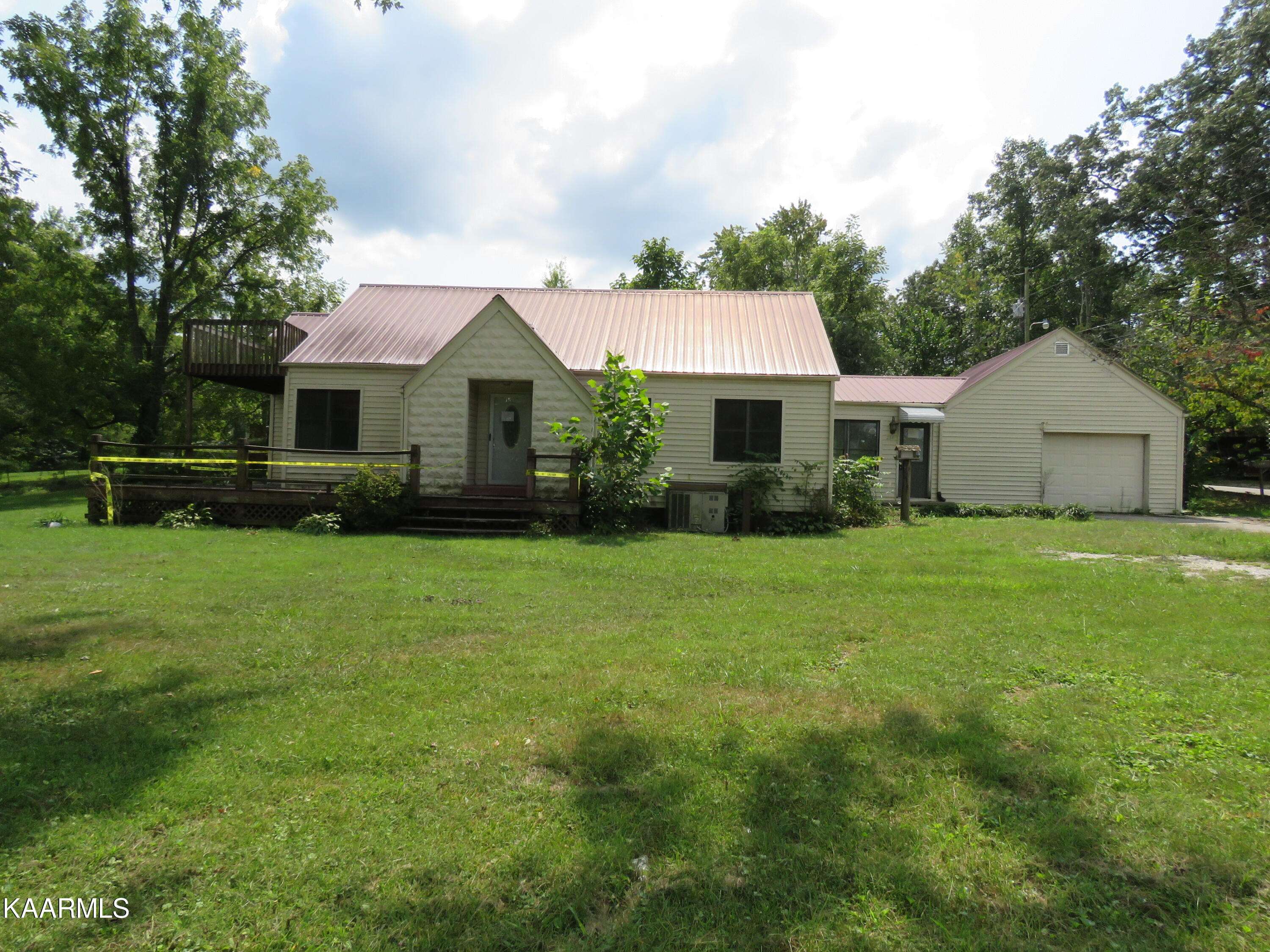 Oneida, TN 37841,216 Lafayette St