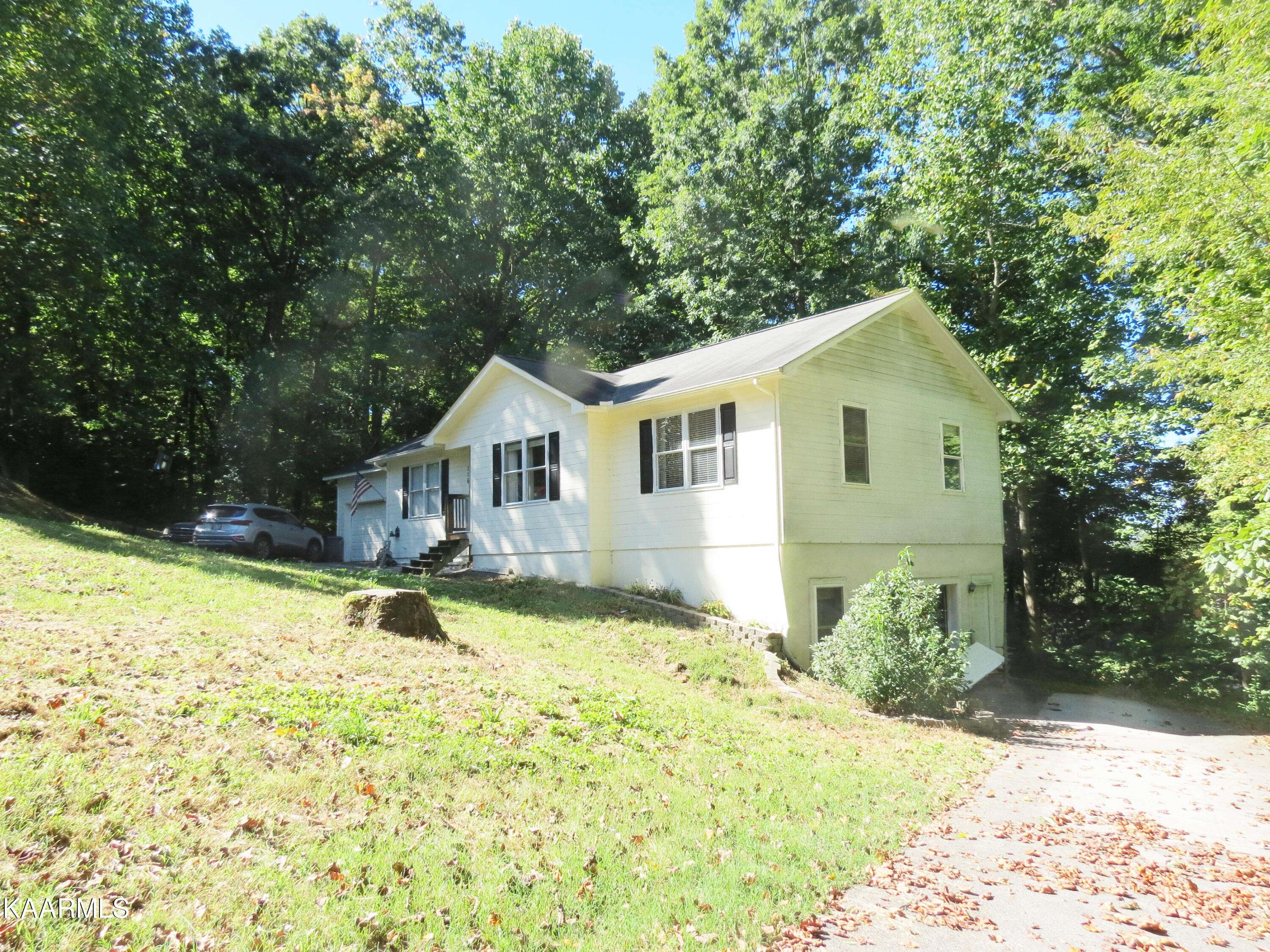 Oliver Springs, TN 37840,116 Wheeler LN