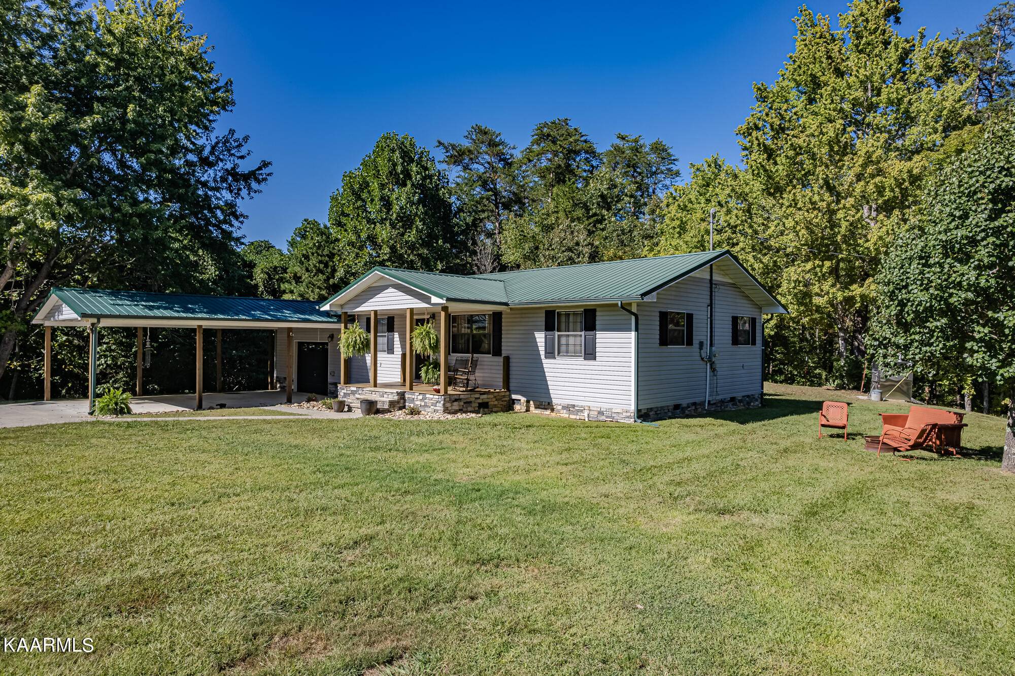 Tellico Plains, TN 37385,7098 Highway 360 Hwy