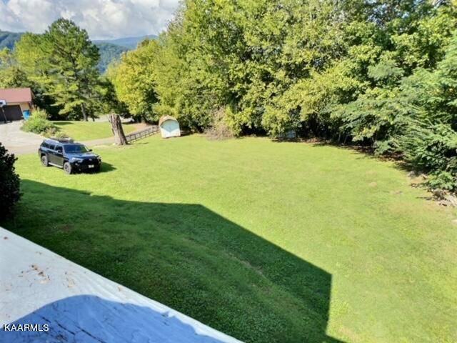 Lake City, TN 37769,886 Lovely Bluff Rd