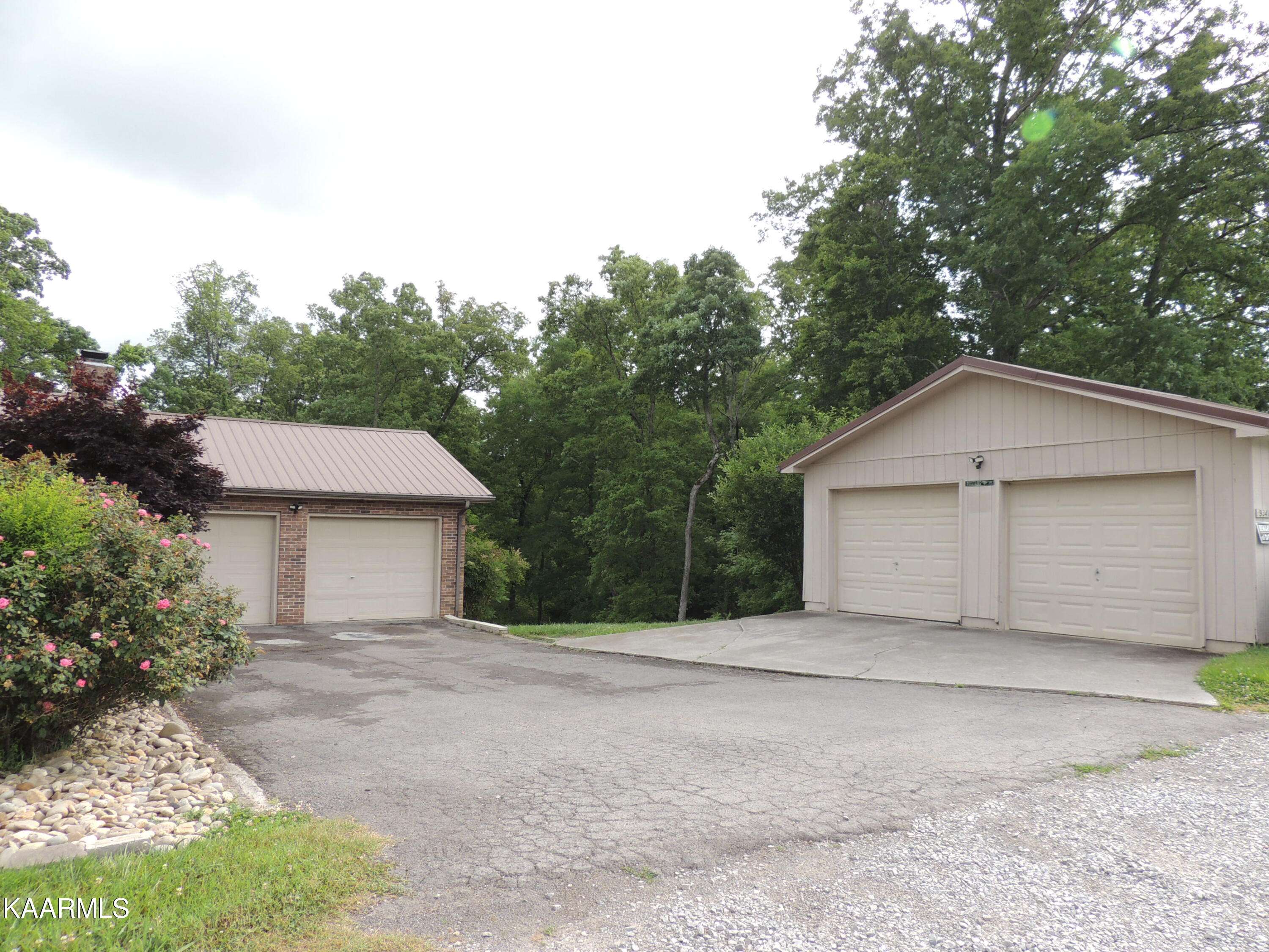 Strawberry Plains, TN 37871,9341 Strawberry Plains PIKE