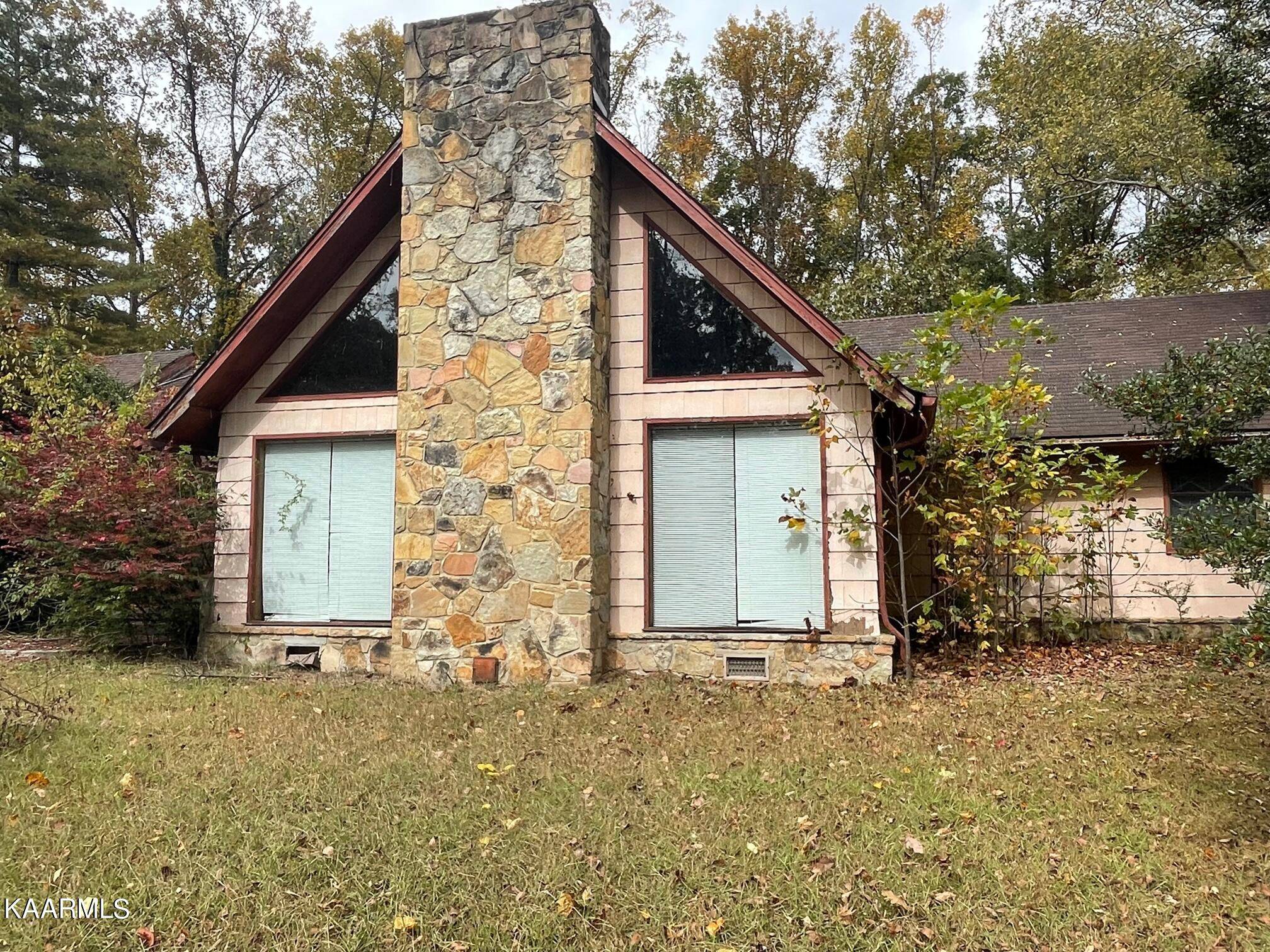 Clinton, TN 37716,127 Ridge LN