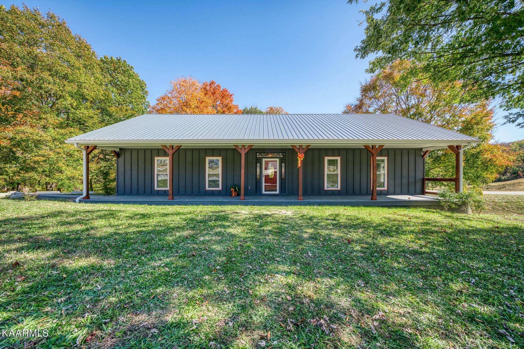 Albany, KY 42602,48 Penny LN