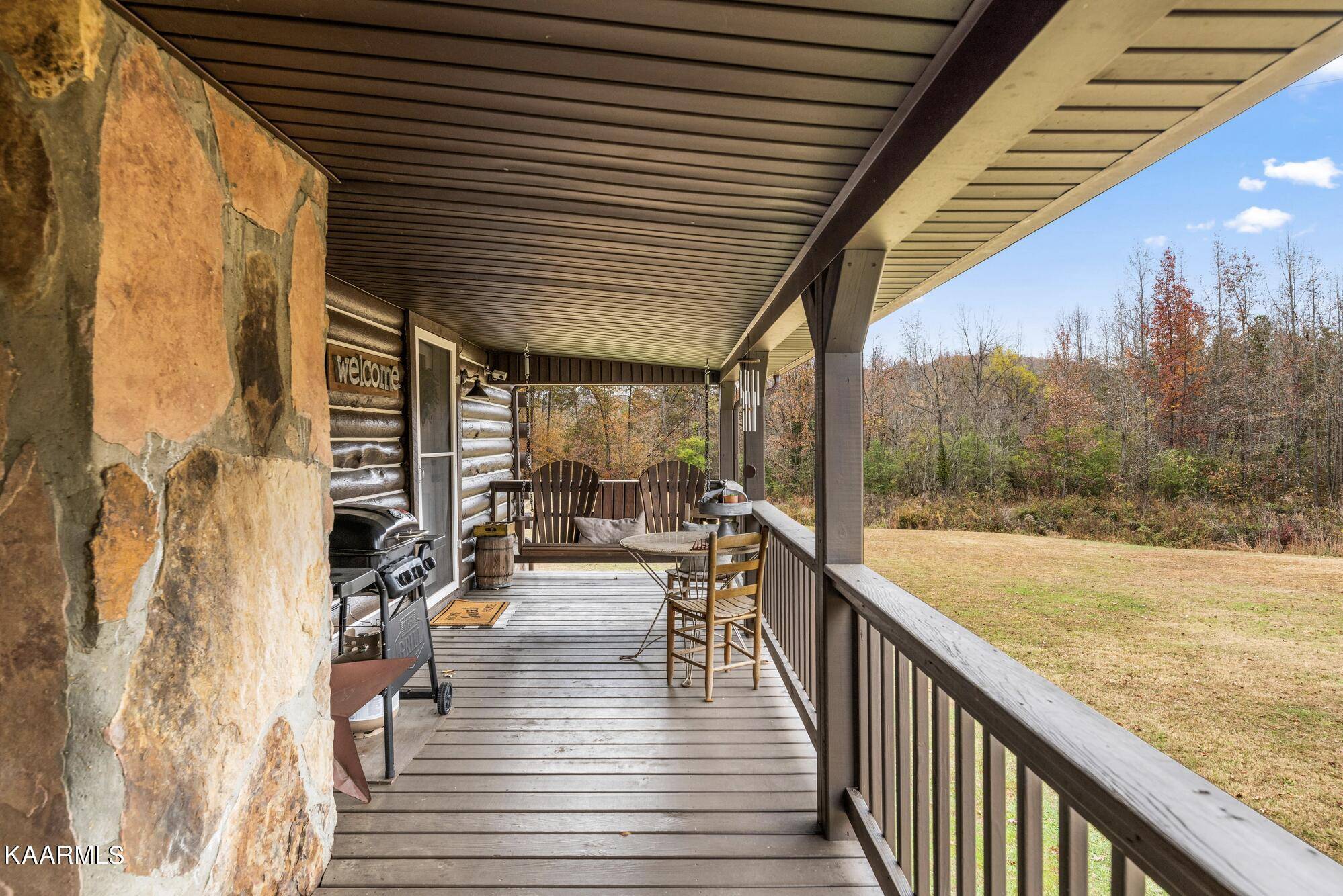 Jellico, TN 37762,269 Hoot Owl Hollow LN