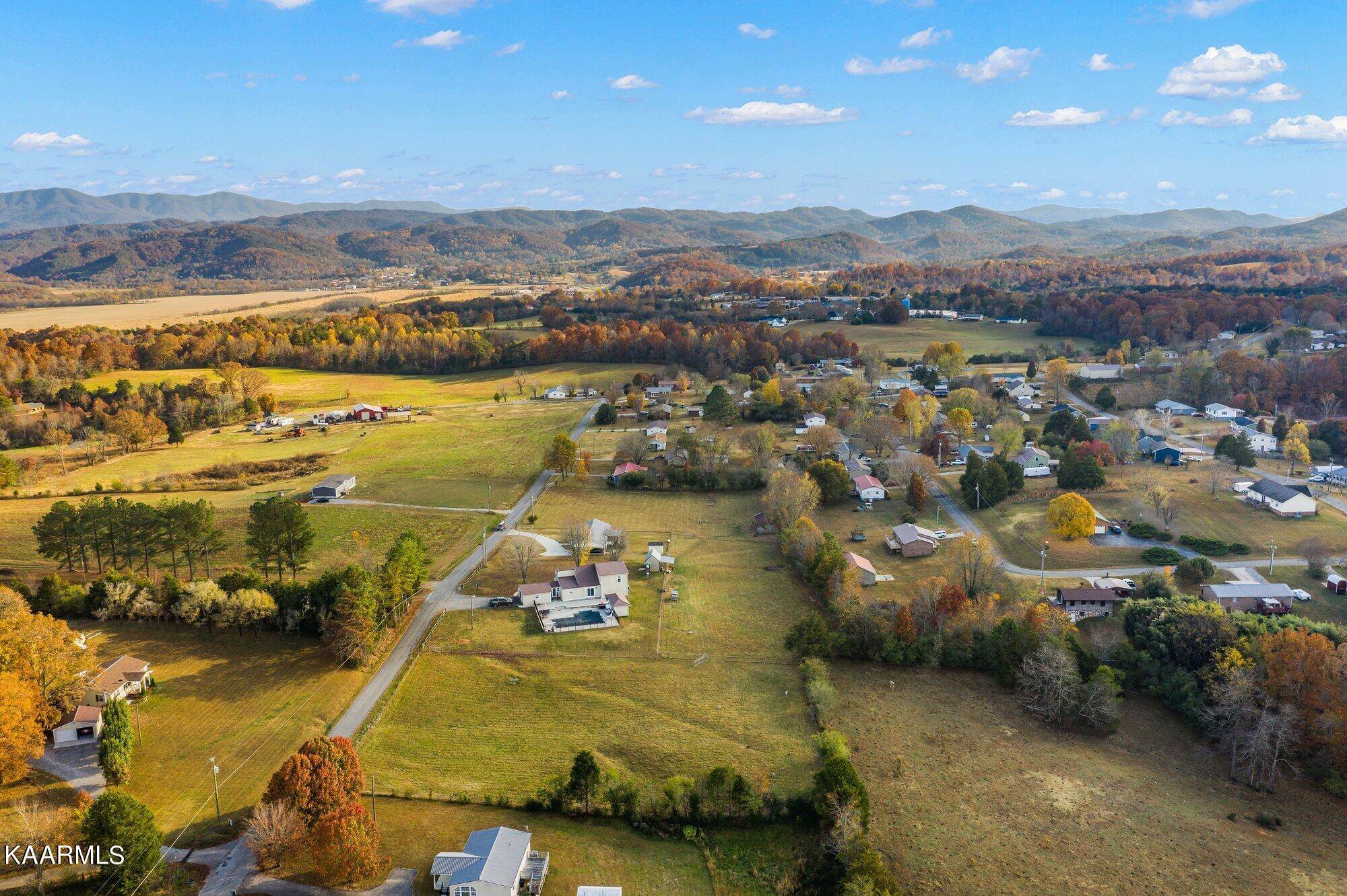 Tellico Plains, TN 37385,149 Lee Rd