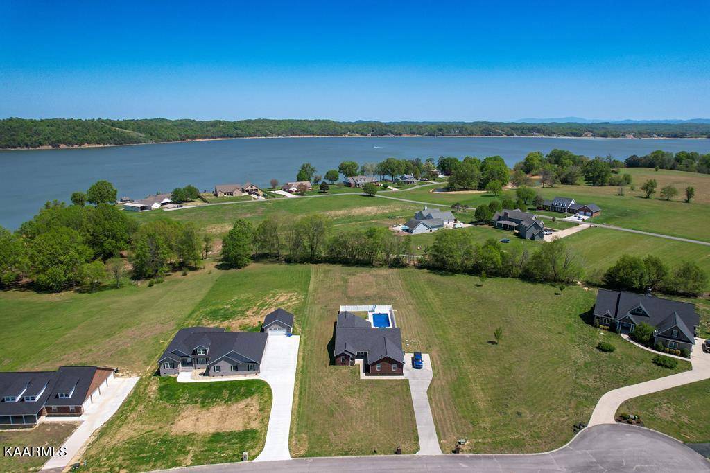 Dandridge, TN 37725,137 Duck Pond DR