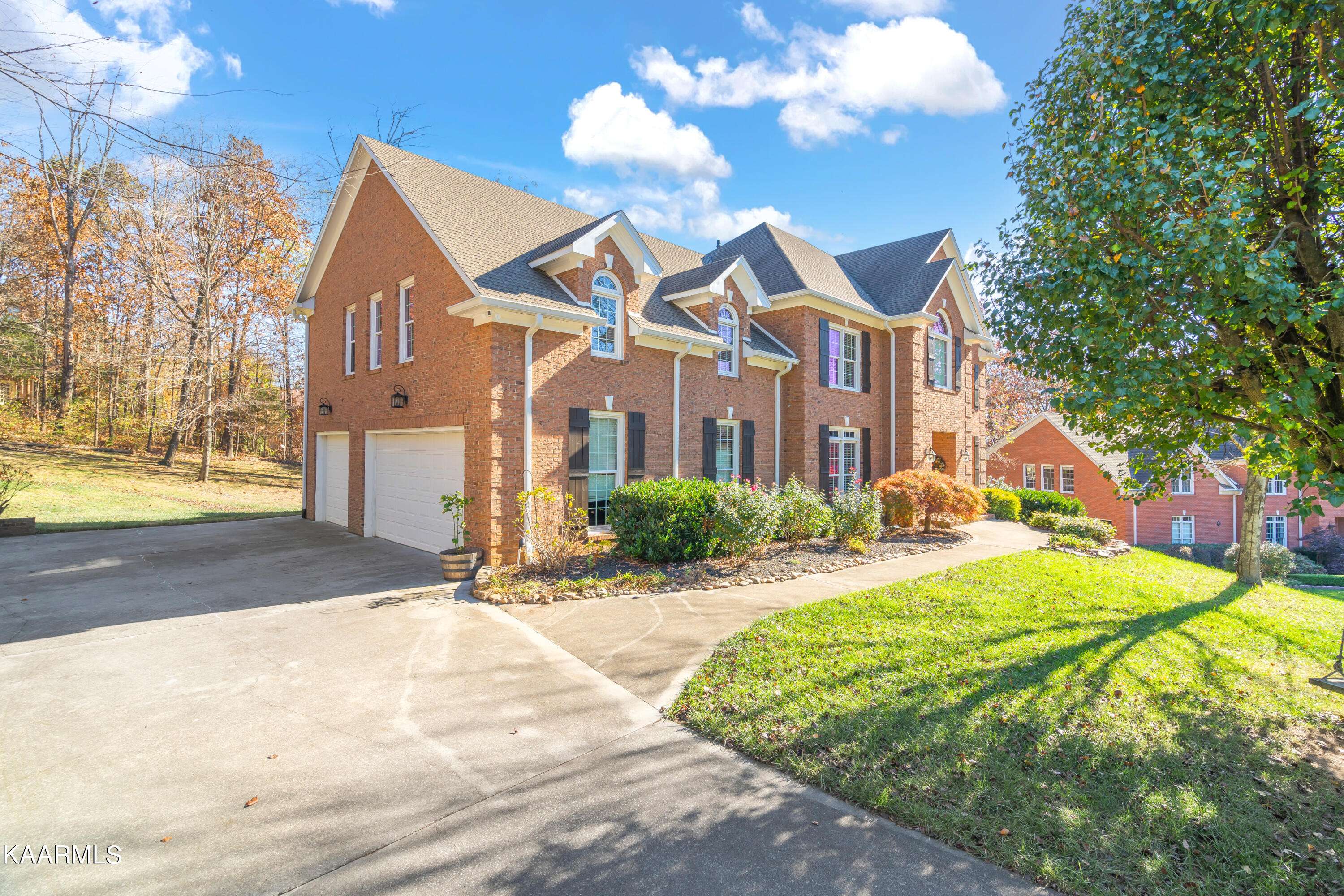 Knoxville, TN 37934,524 Oak Landing LN