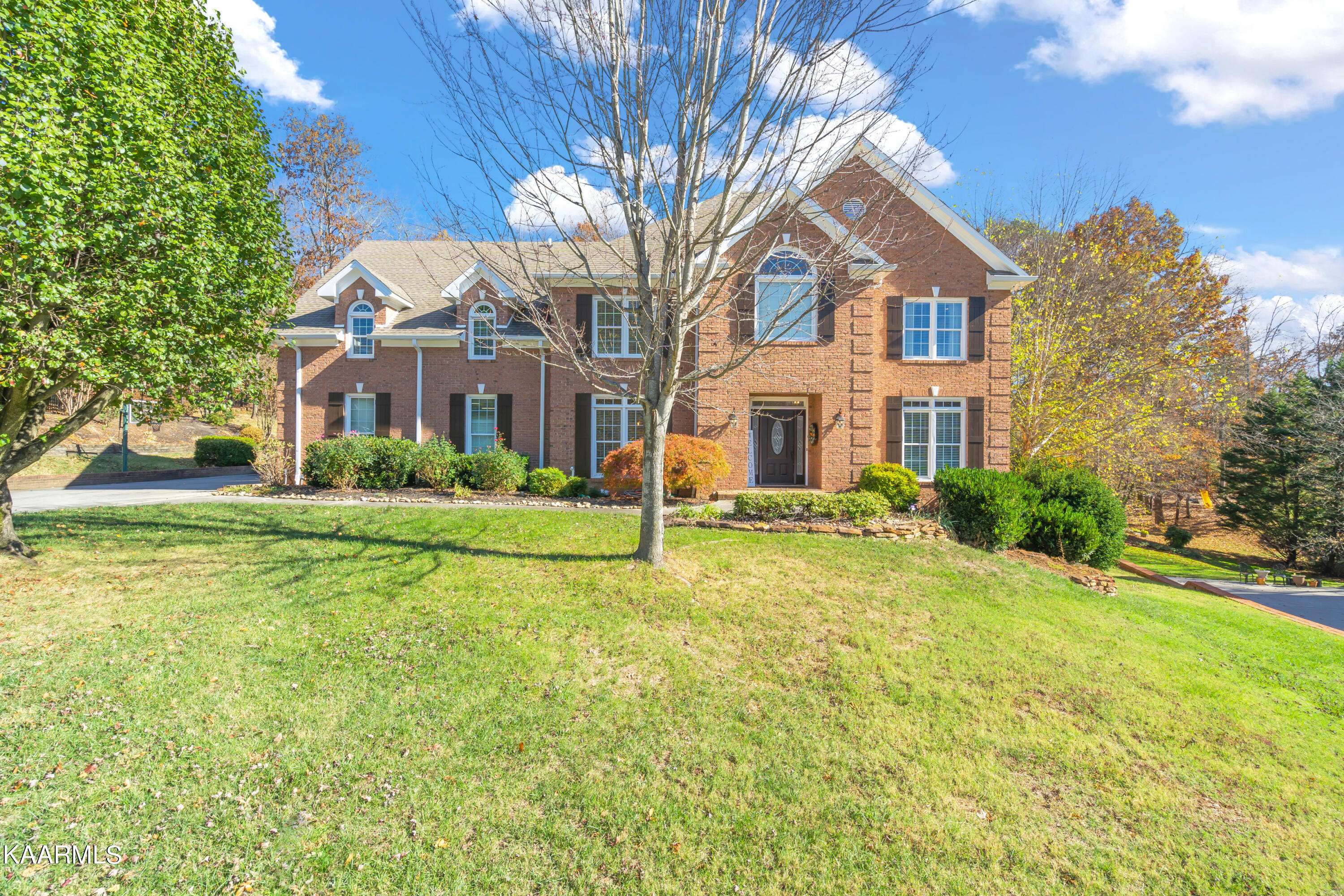 Knoxville, TN 37934,524 Oak Landing LN