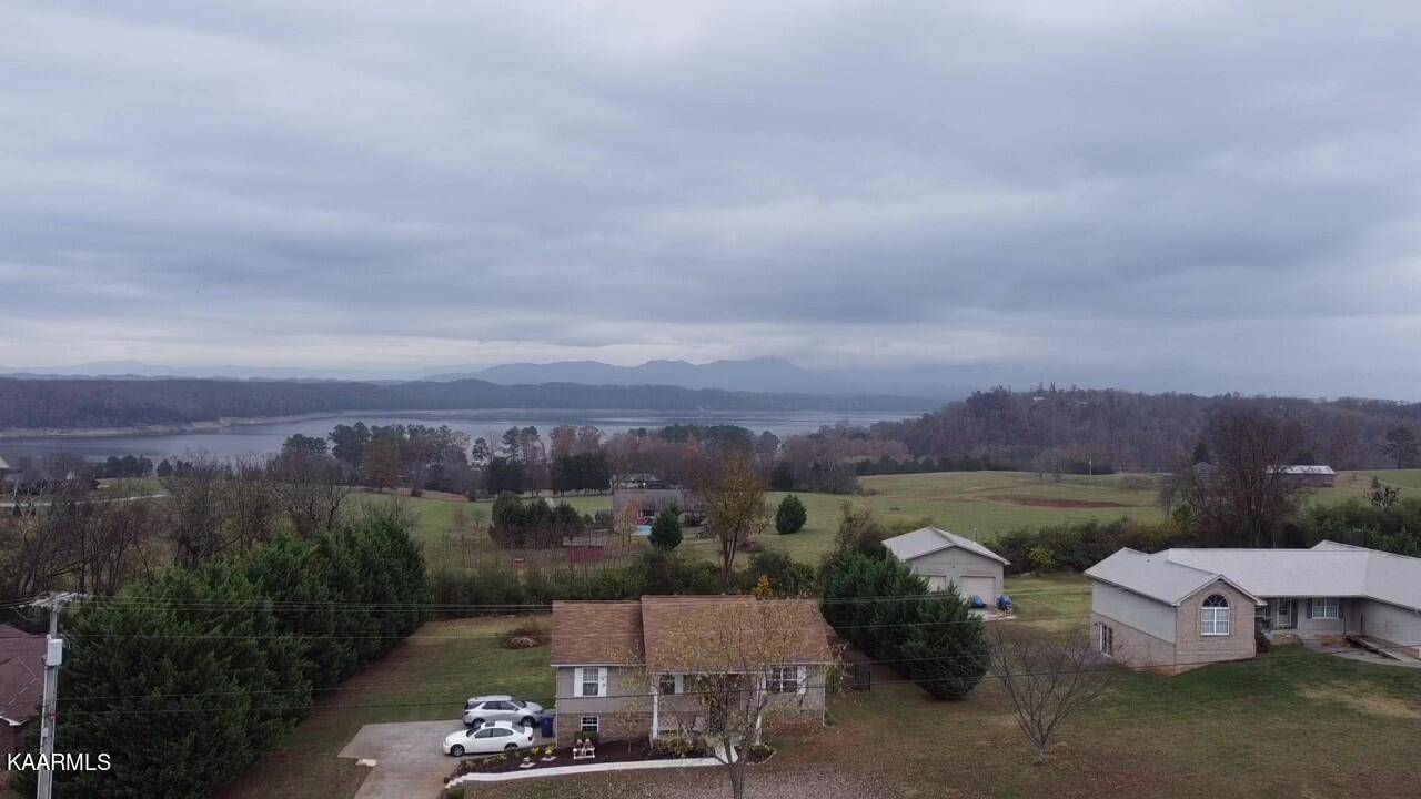 Dandridge, TN 37725,322 Leeper Overlook