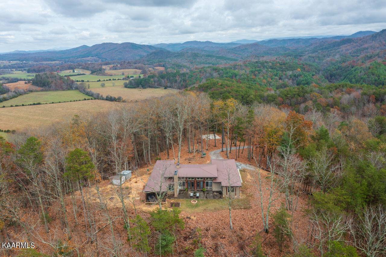 Tellico Plains, TN 37385,980 Dry Creek Rd