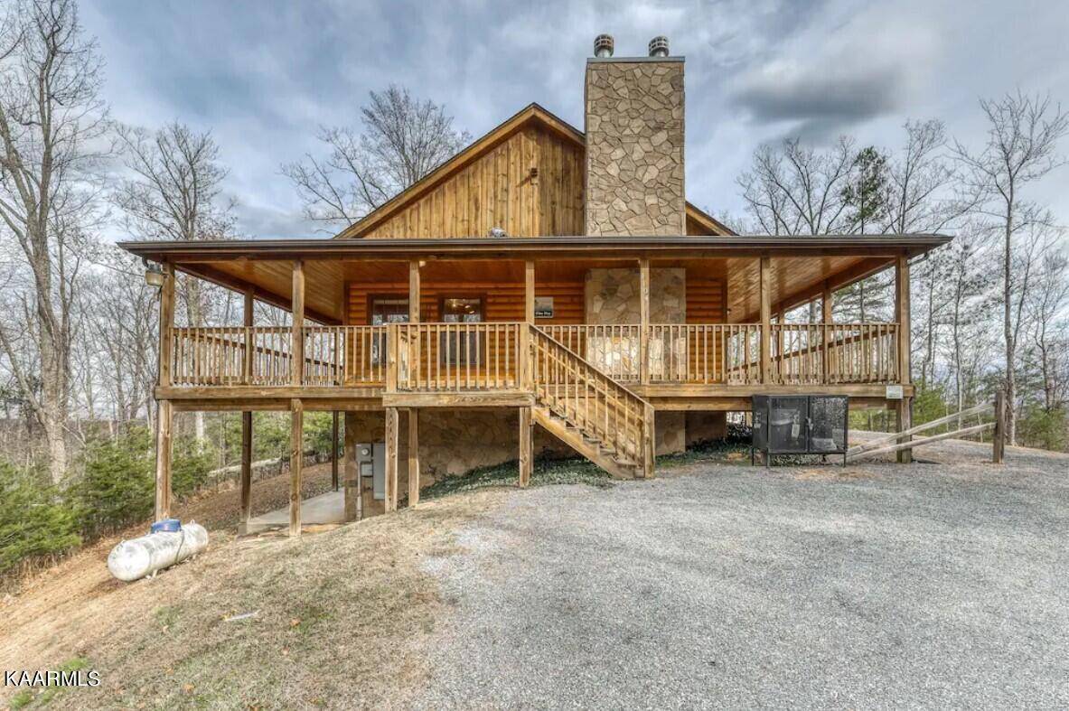 Gatlinburg, TN 37738,1104 Oak Court