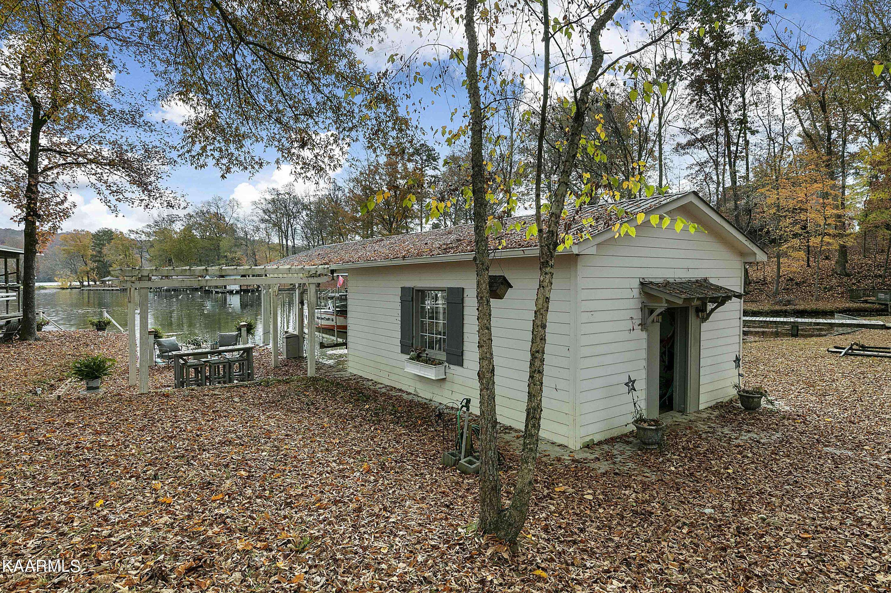 Ten Mile, TN 37880,726 Halfmoon Shores DR