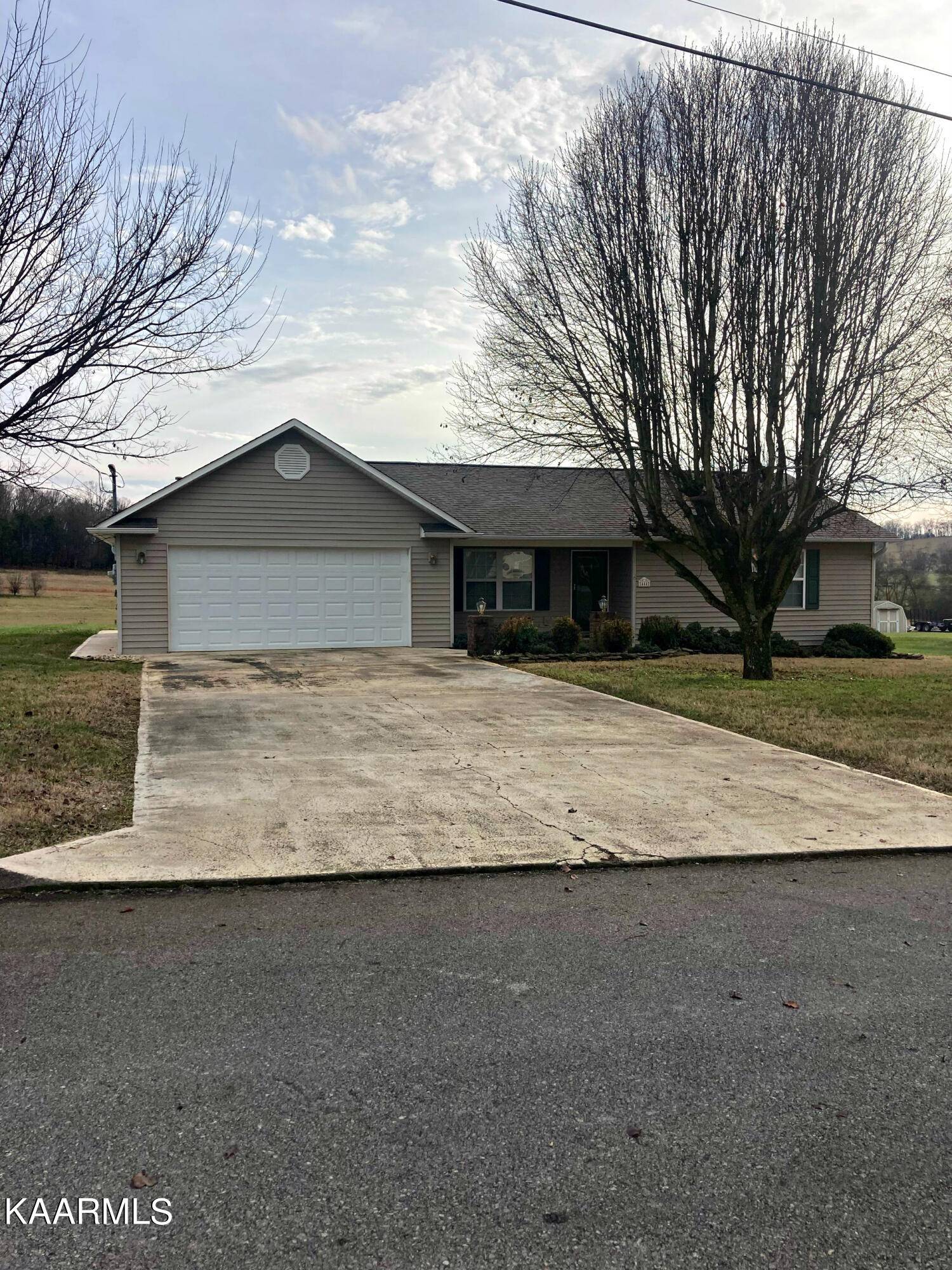 Dandridge, TN 37725,444 Tyler DR