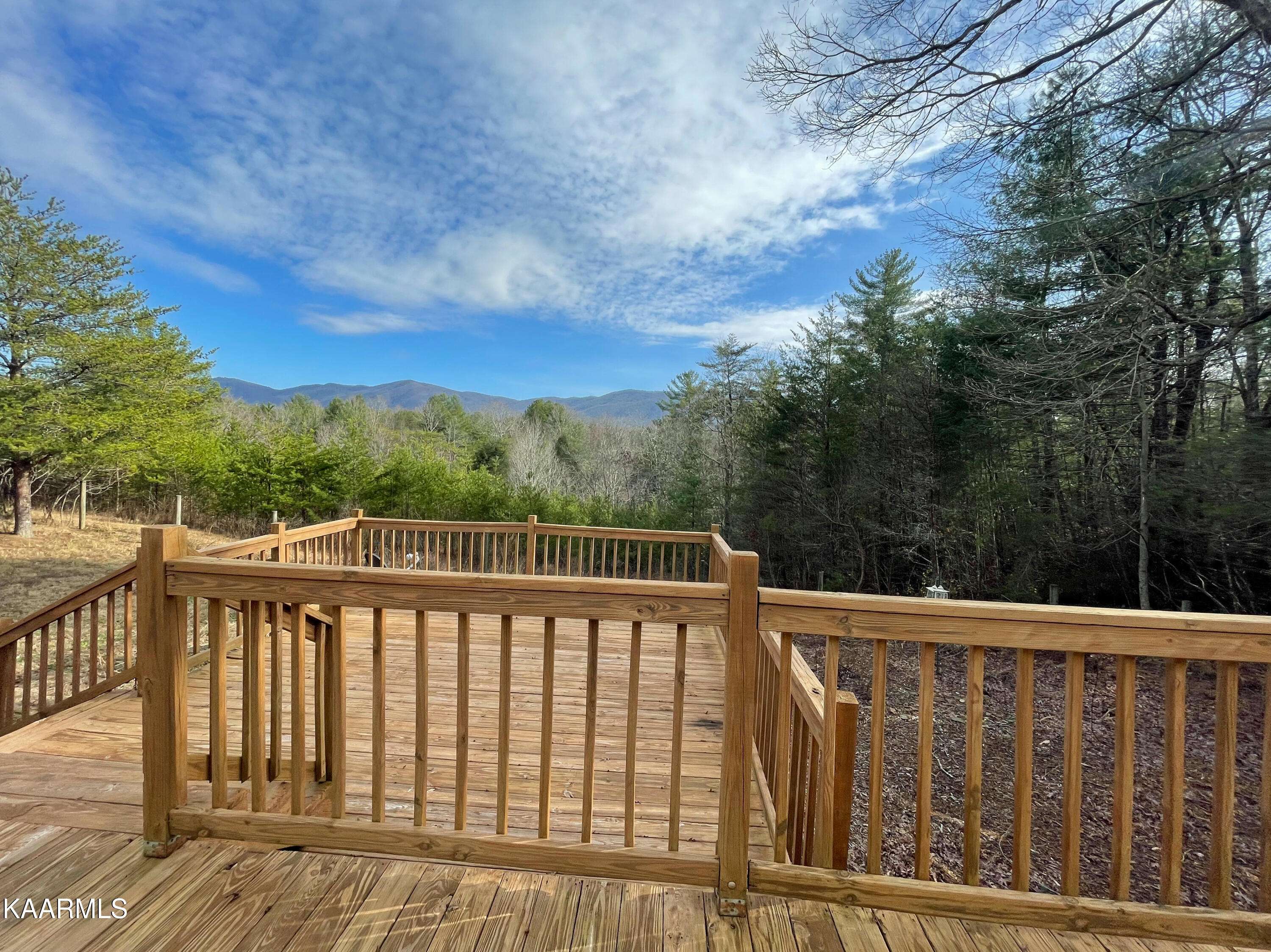 Tellico Plains, TN 37385,485 McJunkin Rd