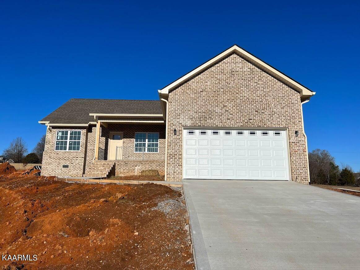 Madisonville, TN 37354,302 Oak Wood DR