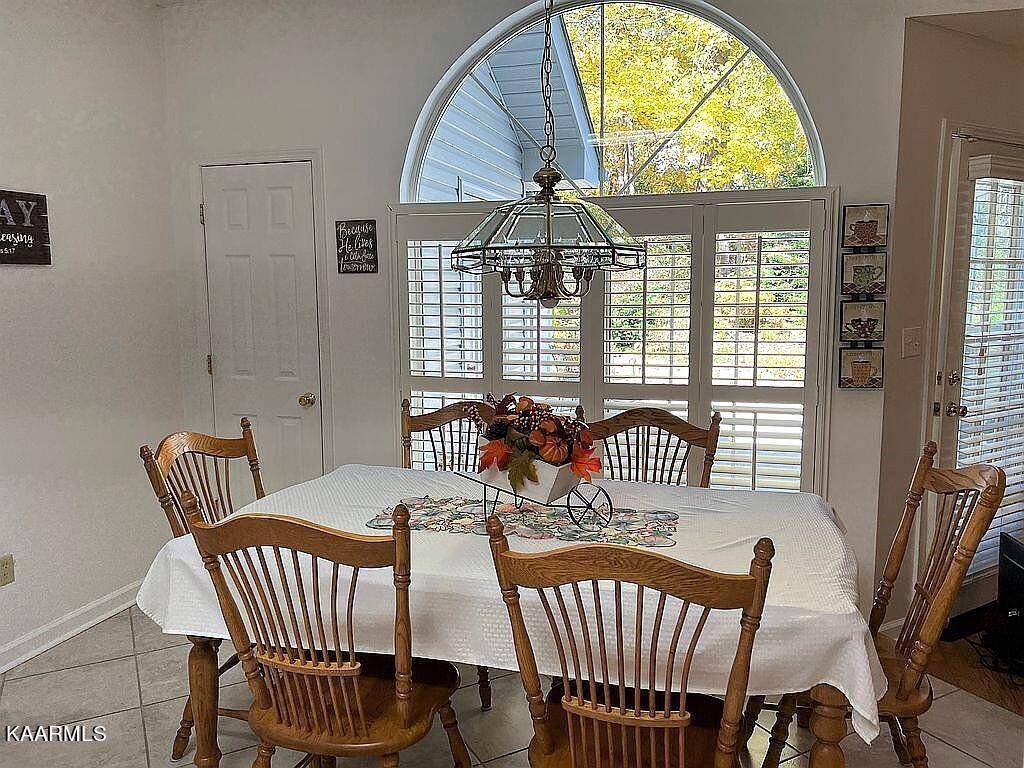 Madisonville, TN 37354,115 Oak Place CIR
