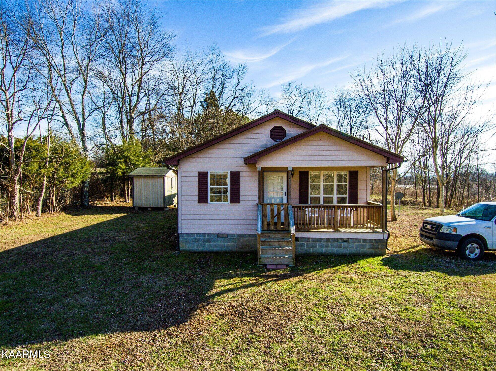 Rutledge, TN 37861,510 Gray Rd