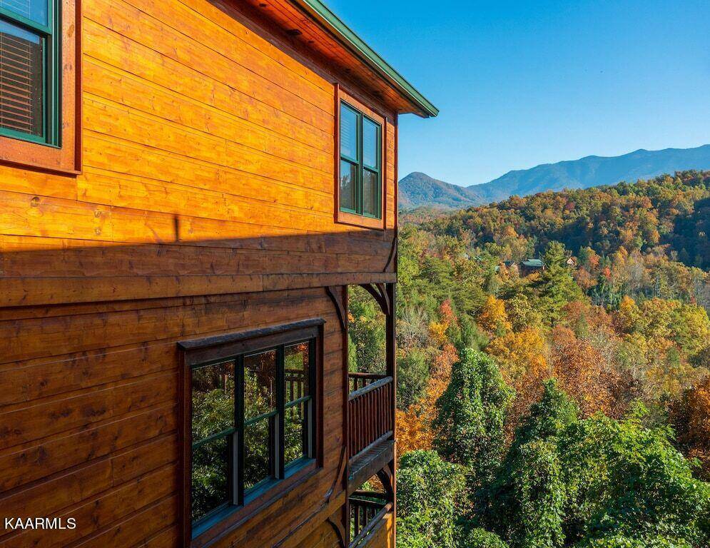 Gatlinburg, TN 37738,852 Resort WAY