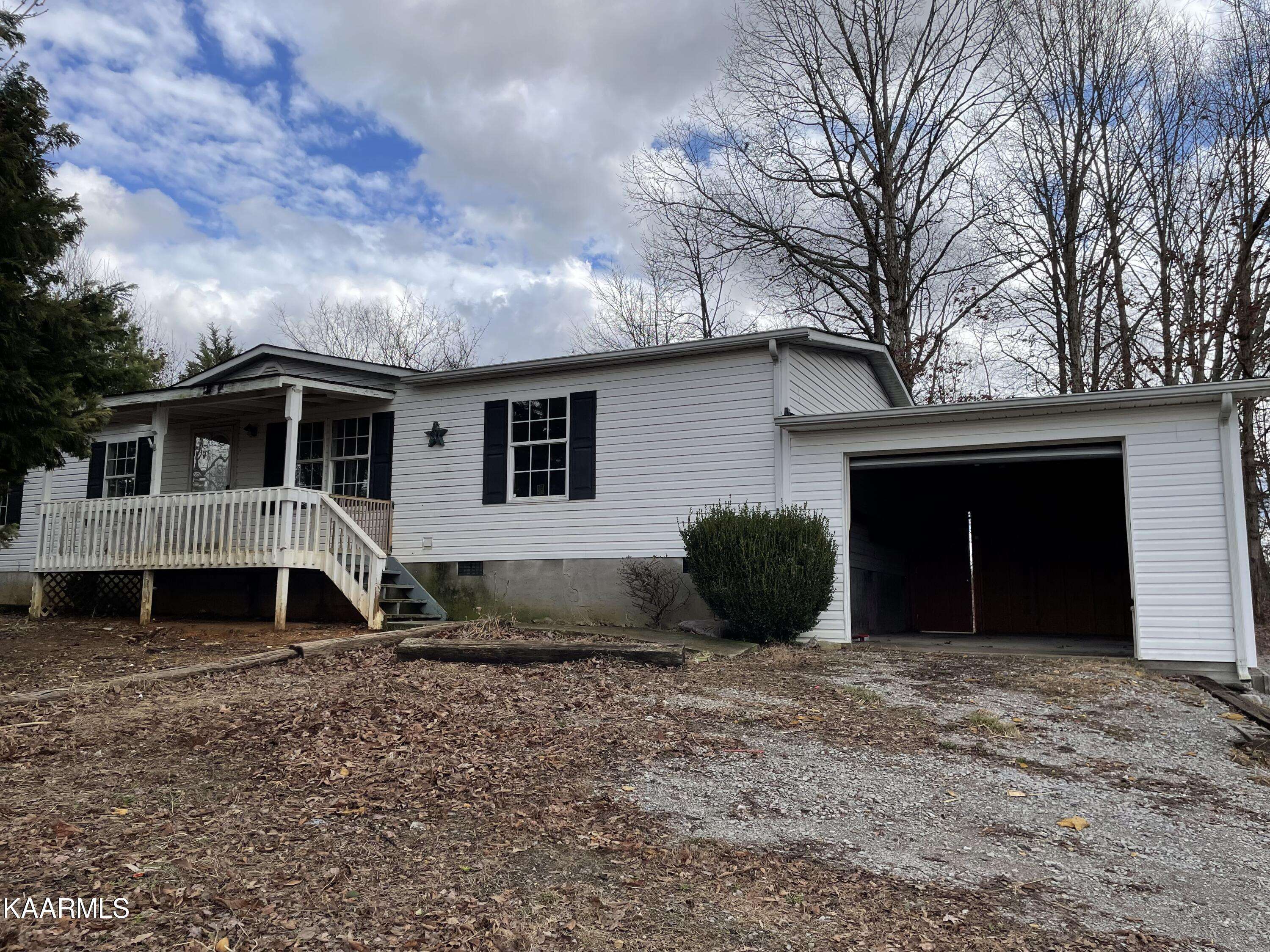 Niota, TN 37826,640 County Road 316