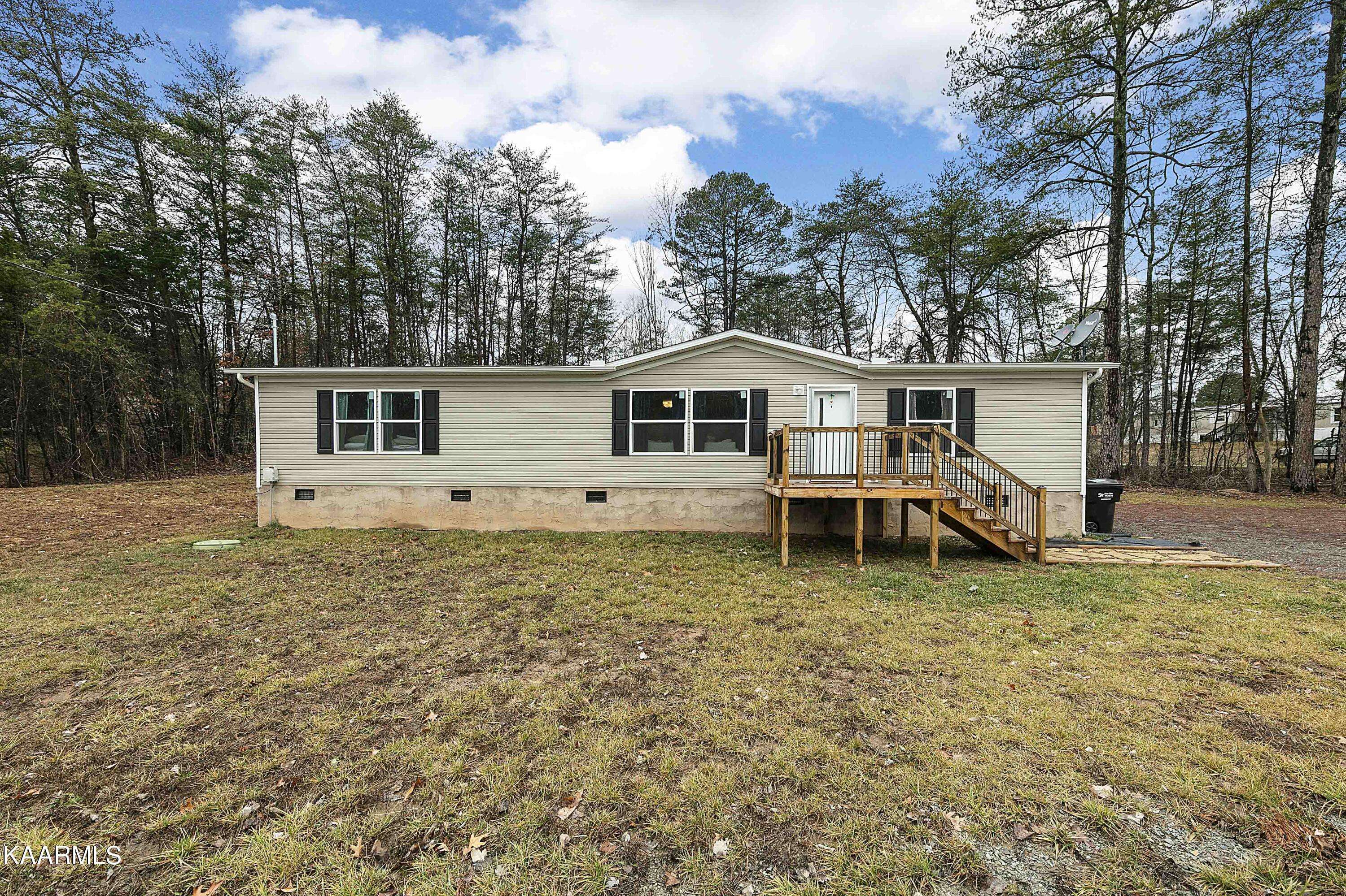 Corryton, TN 37721,113 2nd St