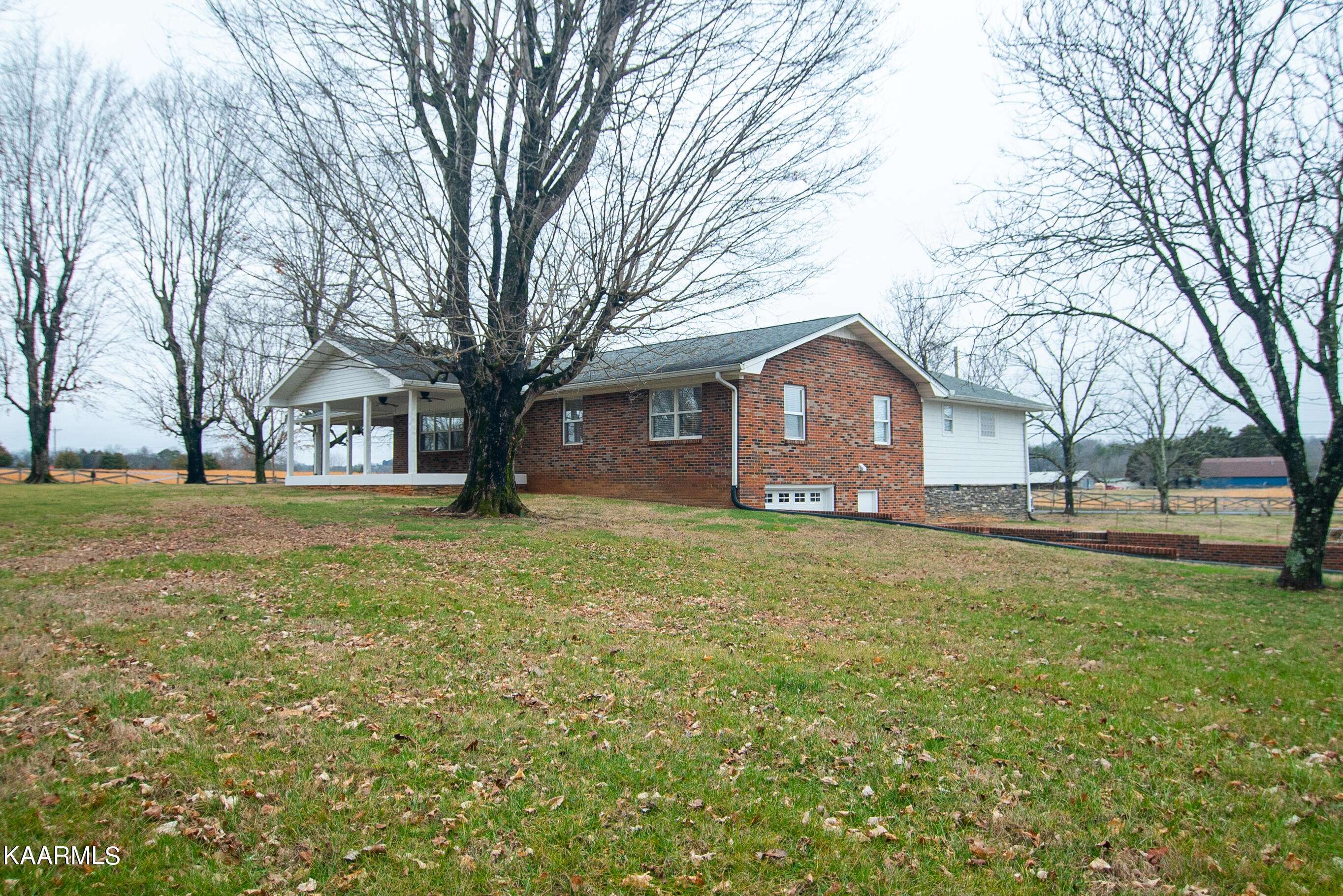 Madisonville, TN 37354,939 Stinnett Rd