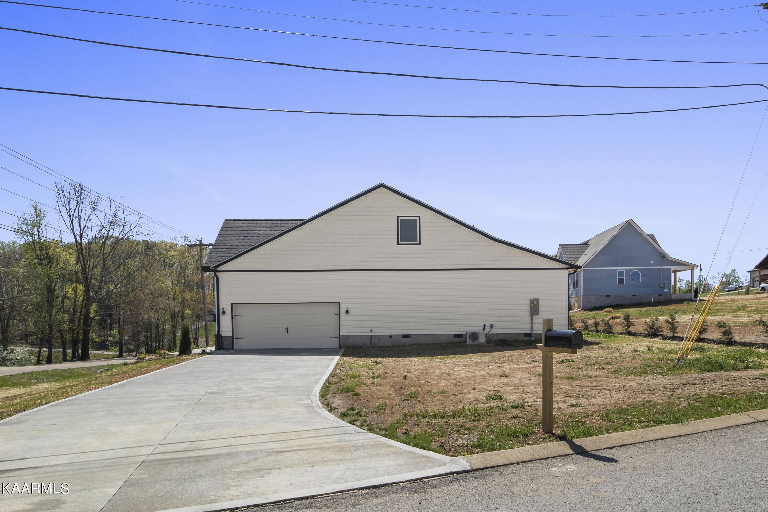 Rutledge, TN 37861,115 Chippewa LN