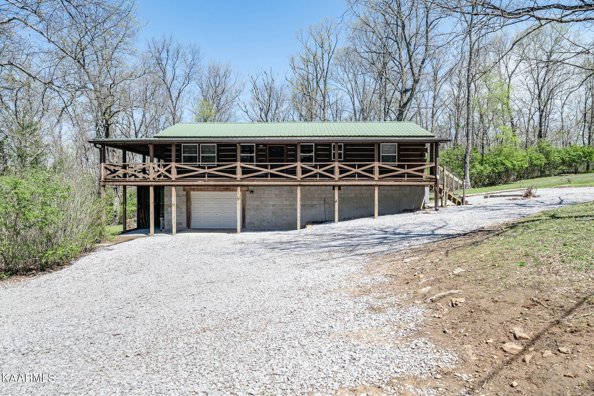 Crab Orchard, TN 37723,78 Hillside LN