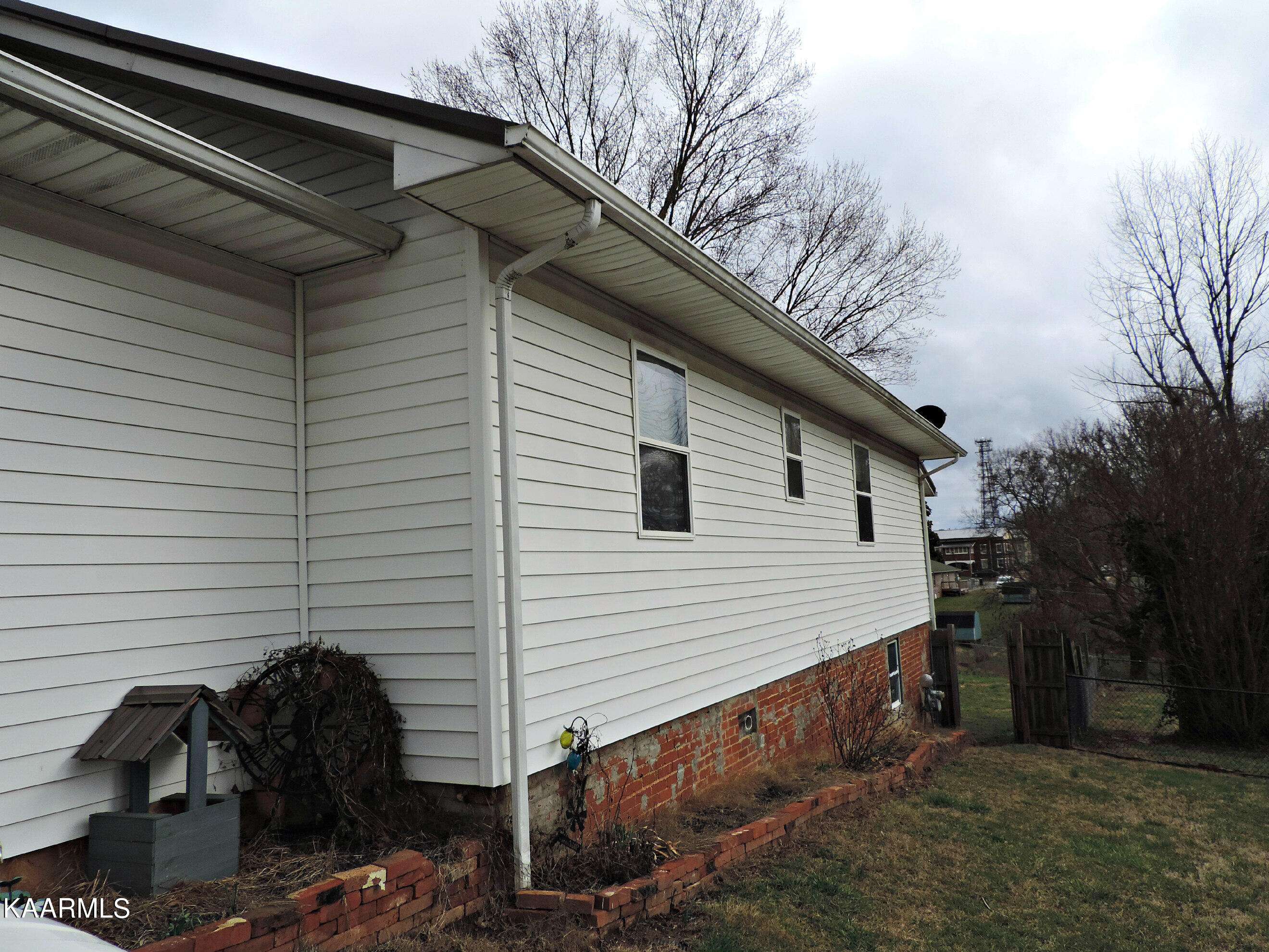 Morristown, TN 37814,220 6th North Street