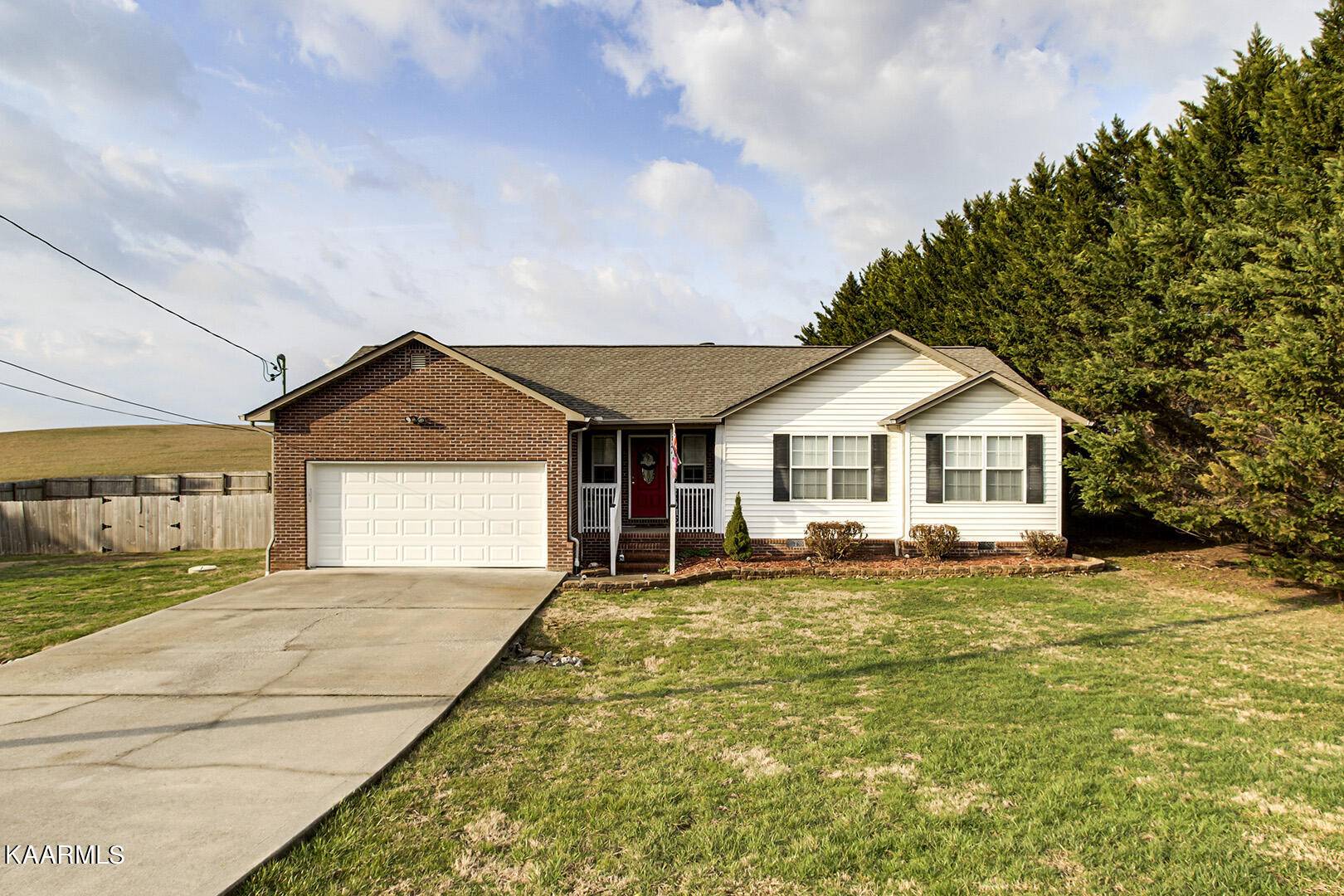 Corryton, TN 37721,124 Acorn DR