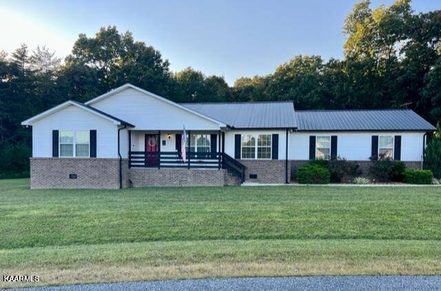 Crossville, TN 38555,286 Hinch Mountain View Rd