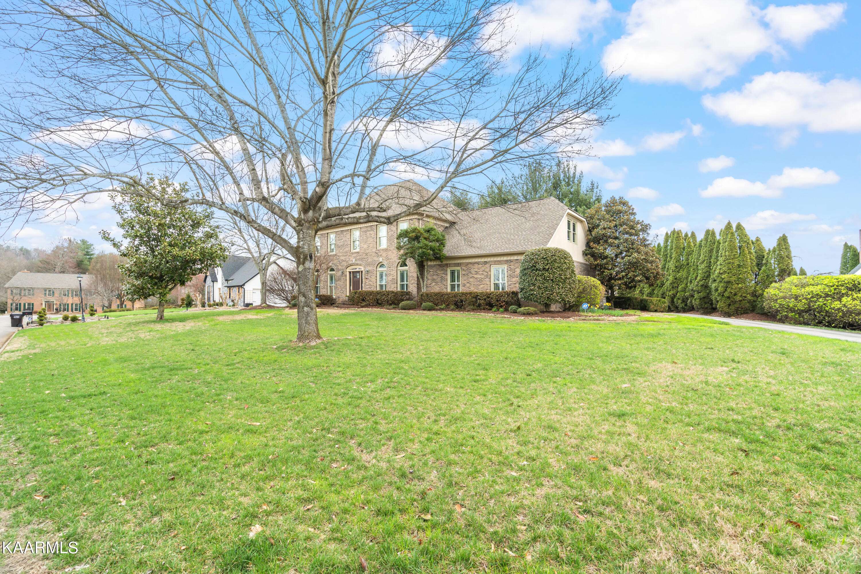 Powell, TN 37849,5805 Penshurst CT