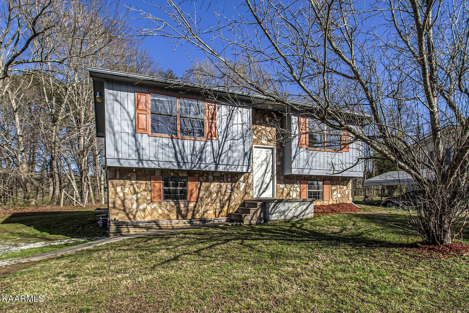 Etowah, TN 37331,418 Thacker LN