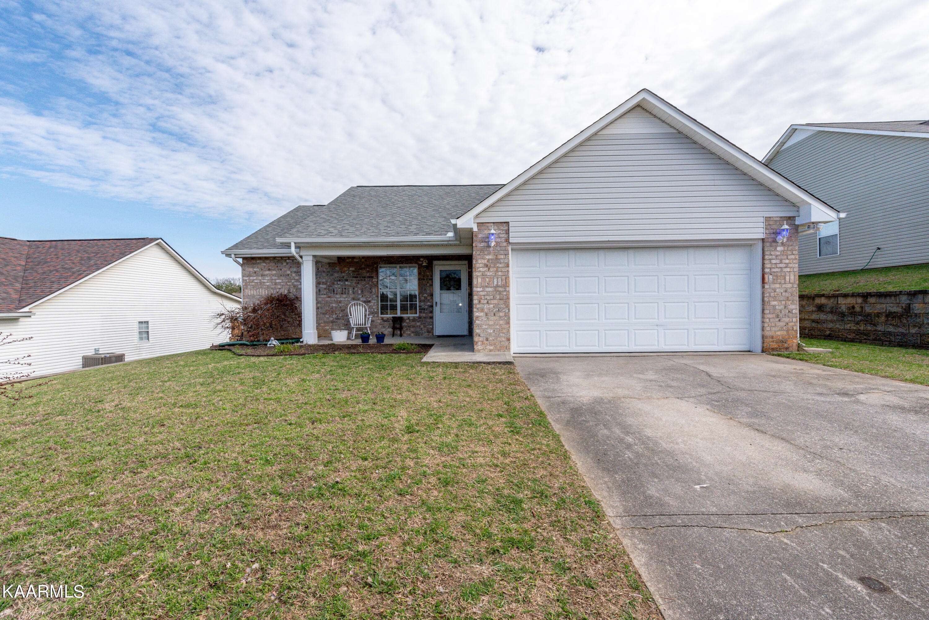 Maryville, TN 37803,3148 Harrington CT