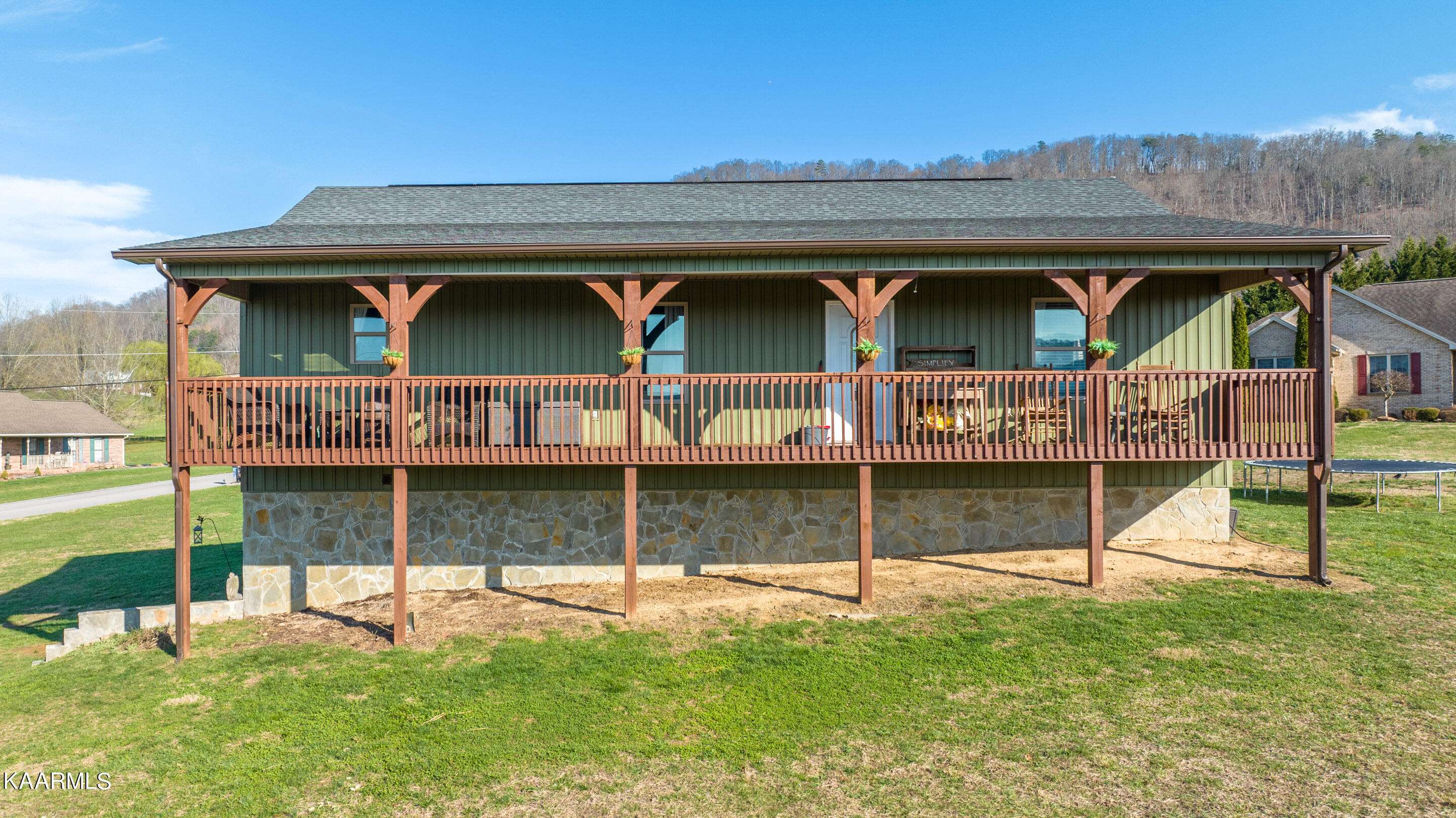 Mooresburg, TN 37811,136 Country Club Estates Rd