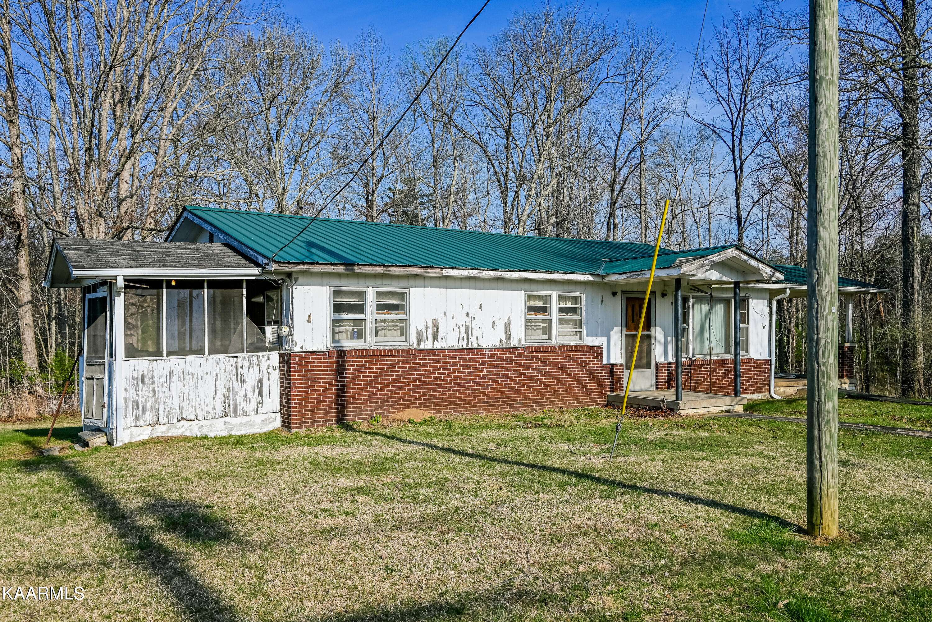 Tellico Plains, TN 37385,11049 Hwy 68