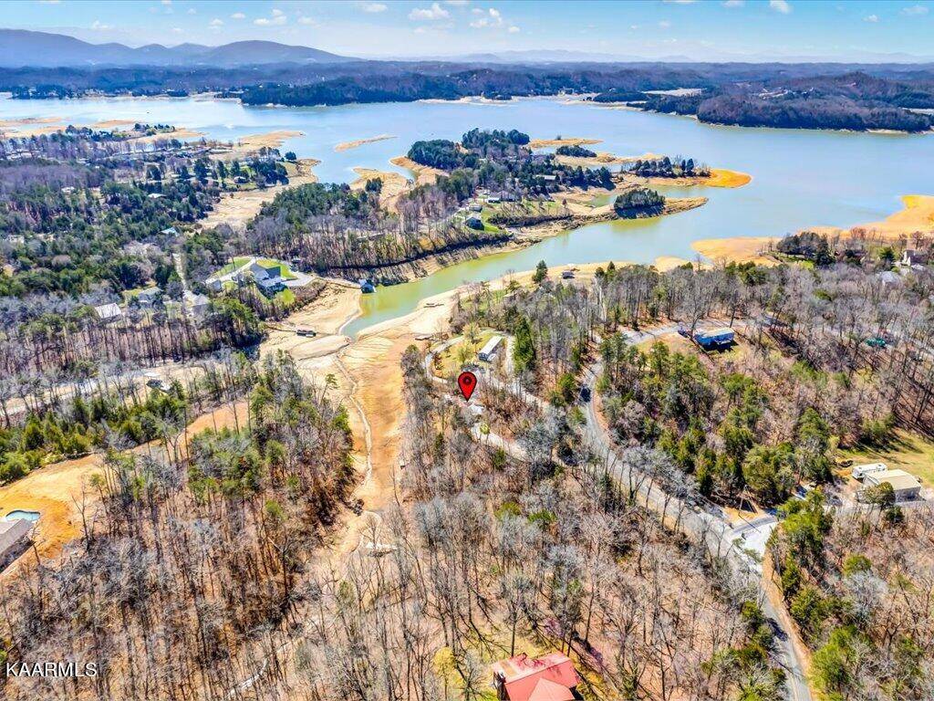 Dandridge, TN 37725,1338 Paradise LN