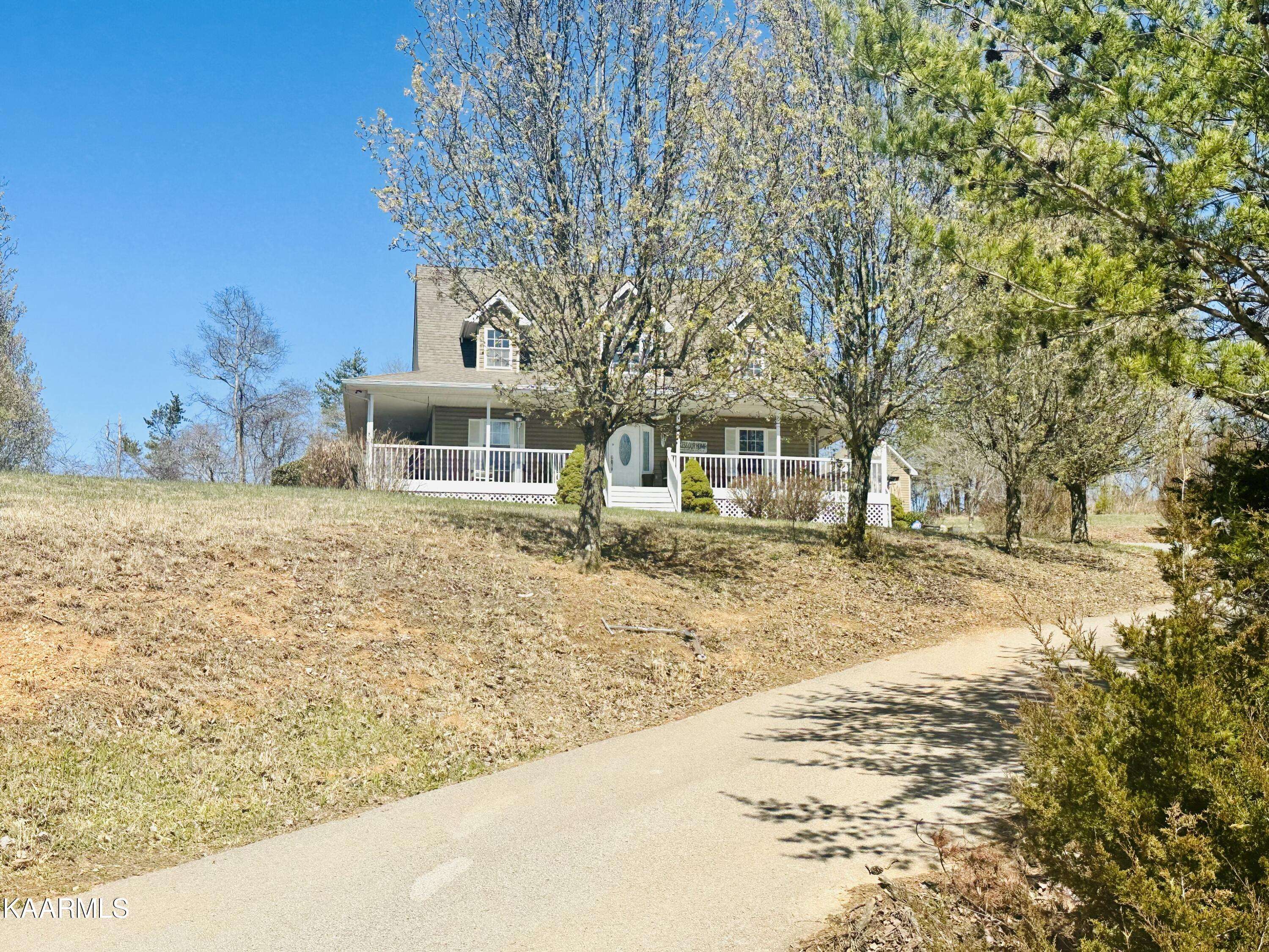 New Tazewell, TN 37825,155 MARIAH LN