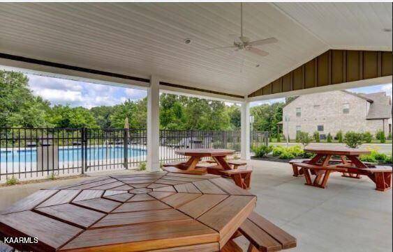 Knoxville, TN 37932,2709 Cloudberry LN