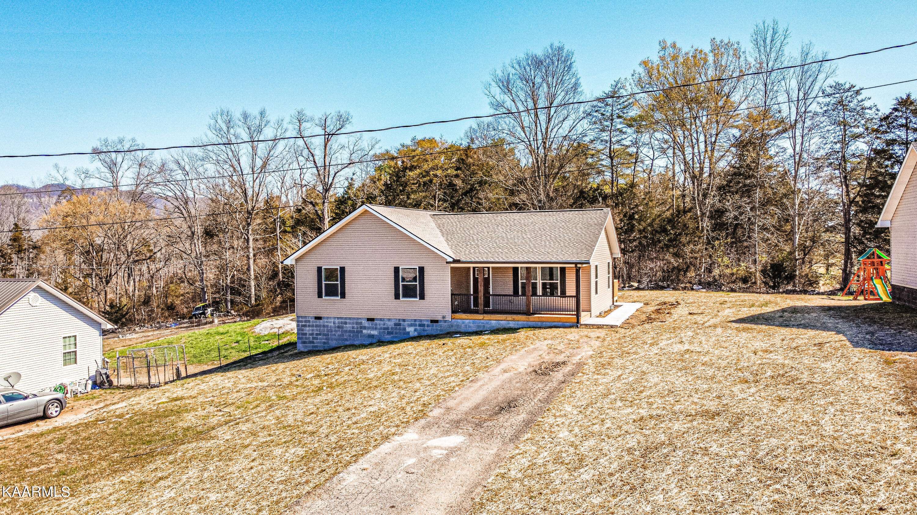 Lafollette, TN 37766,245 Sandy Hill Rd