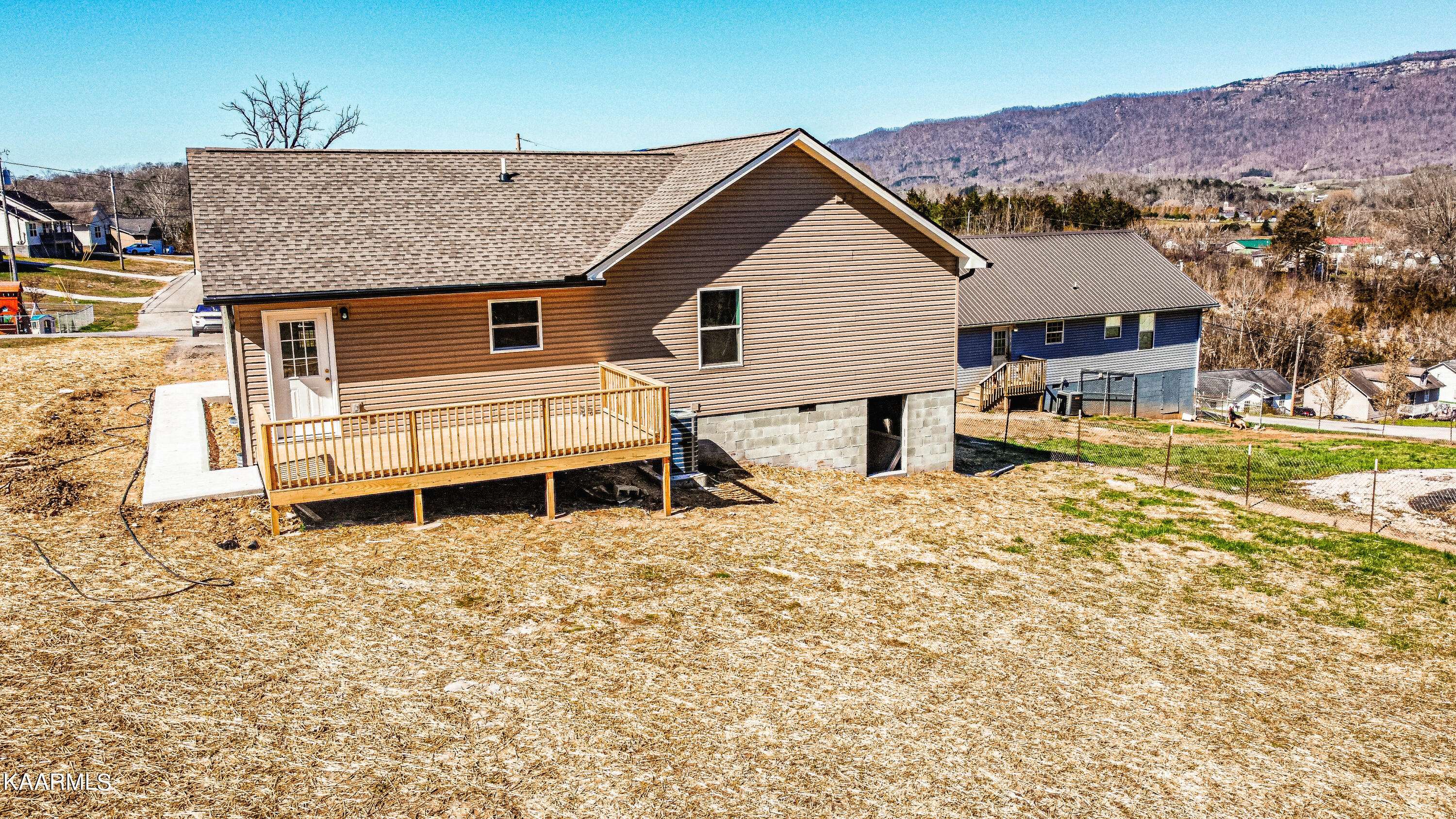 Lafollette, TN 37766,245 Sandy Hill Rd