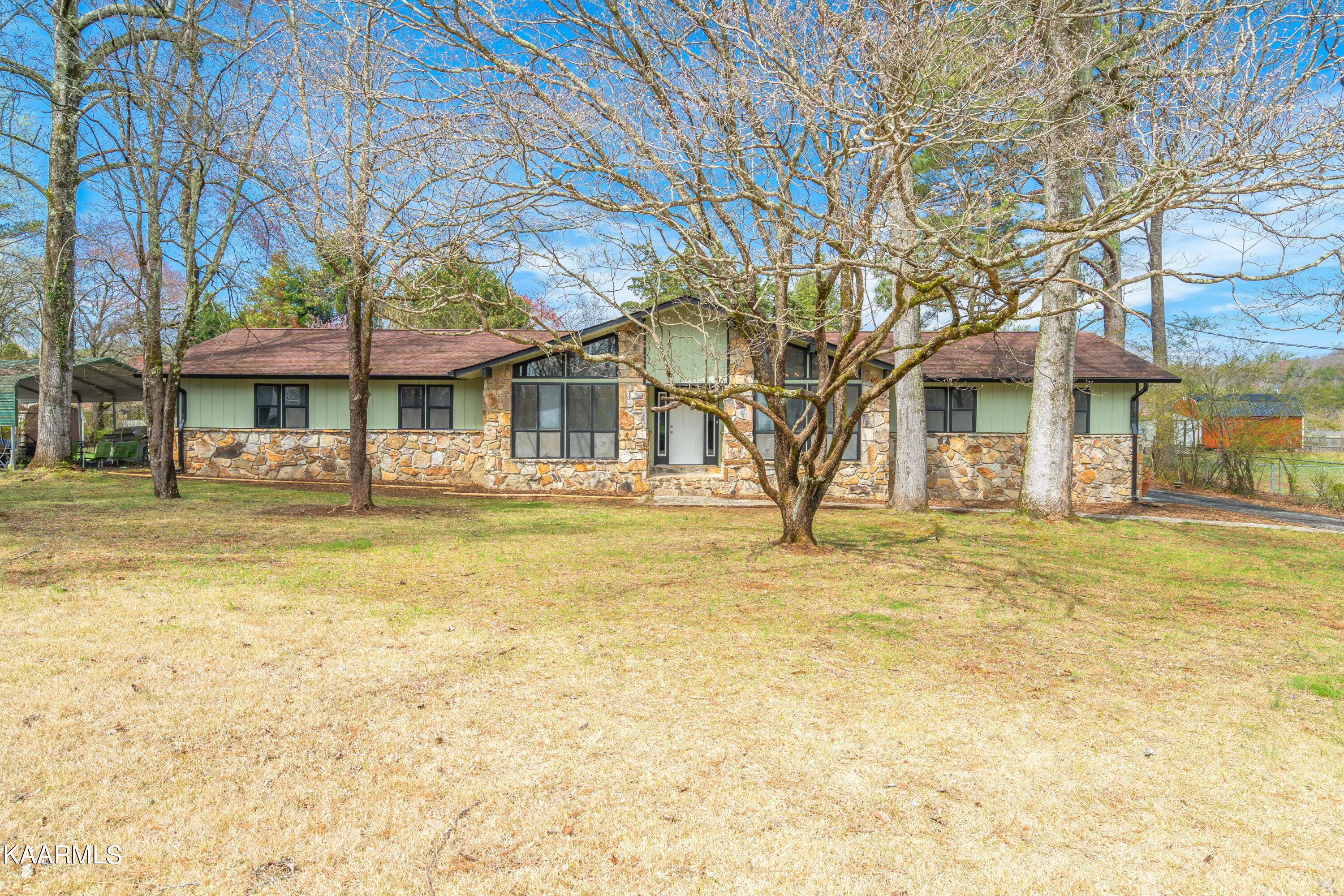 Harriman, TN 37748,232 Westshore DR