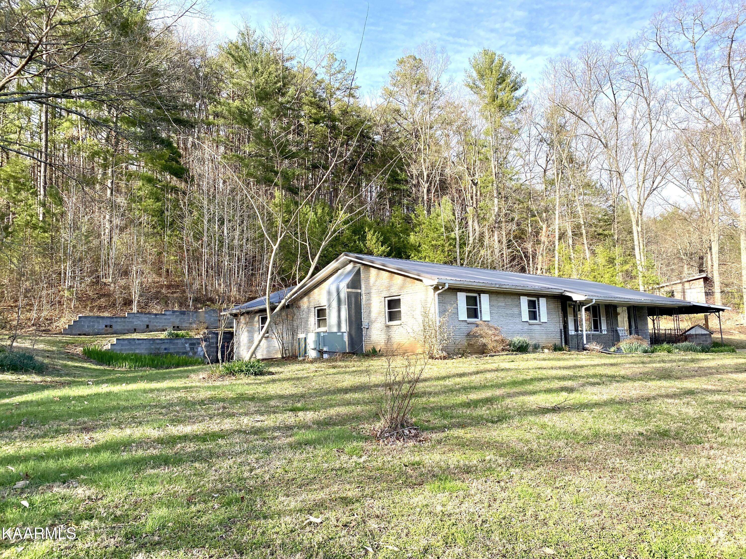 Tellico Plains, TN 37385,356 Steer Creek Rd